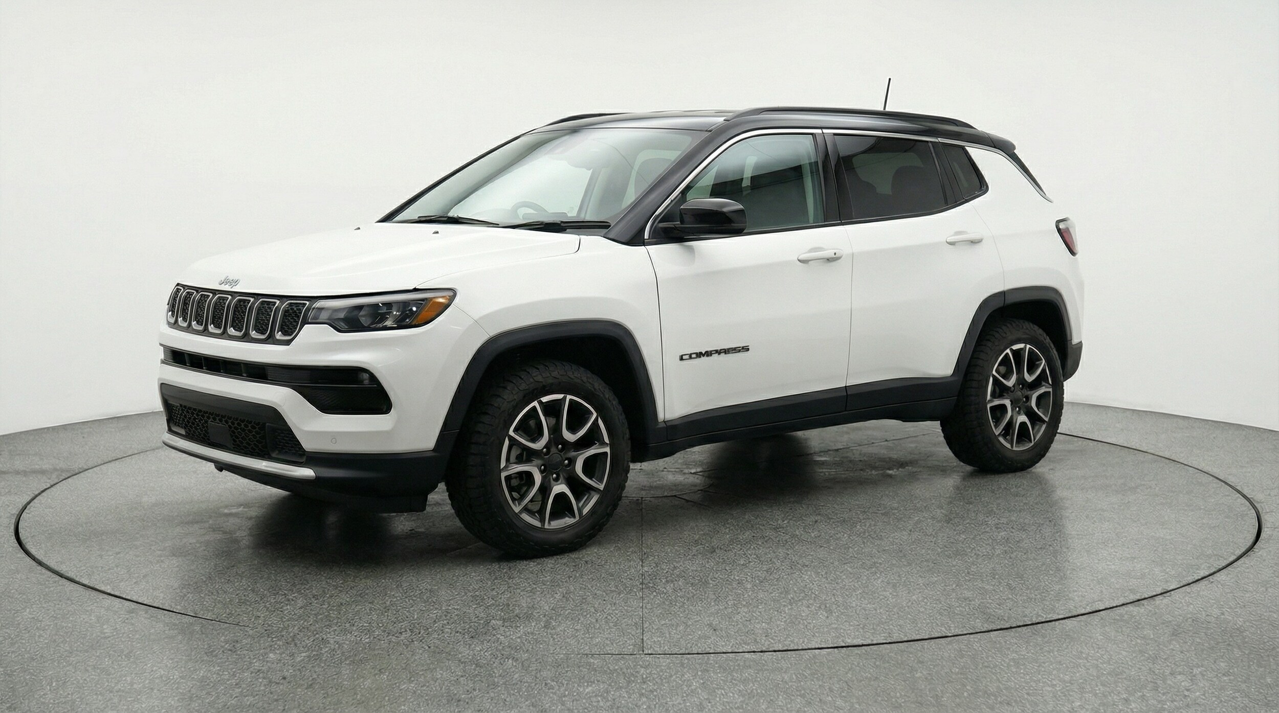 Thumbnail: 2025 Jeep Compass - 3