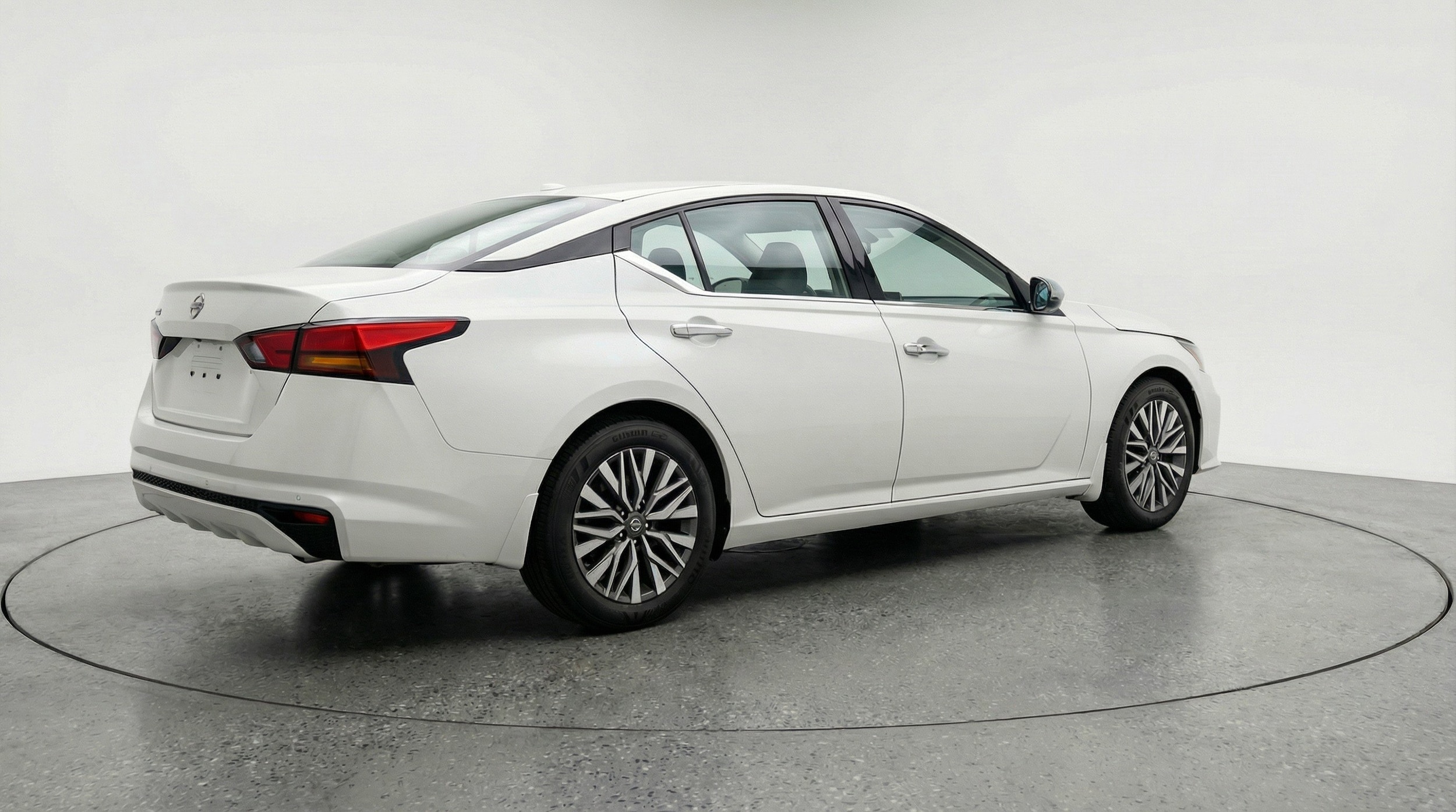 Thumbnail: 2025 Nissan Altima - 9