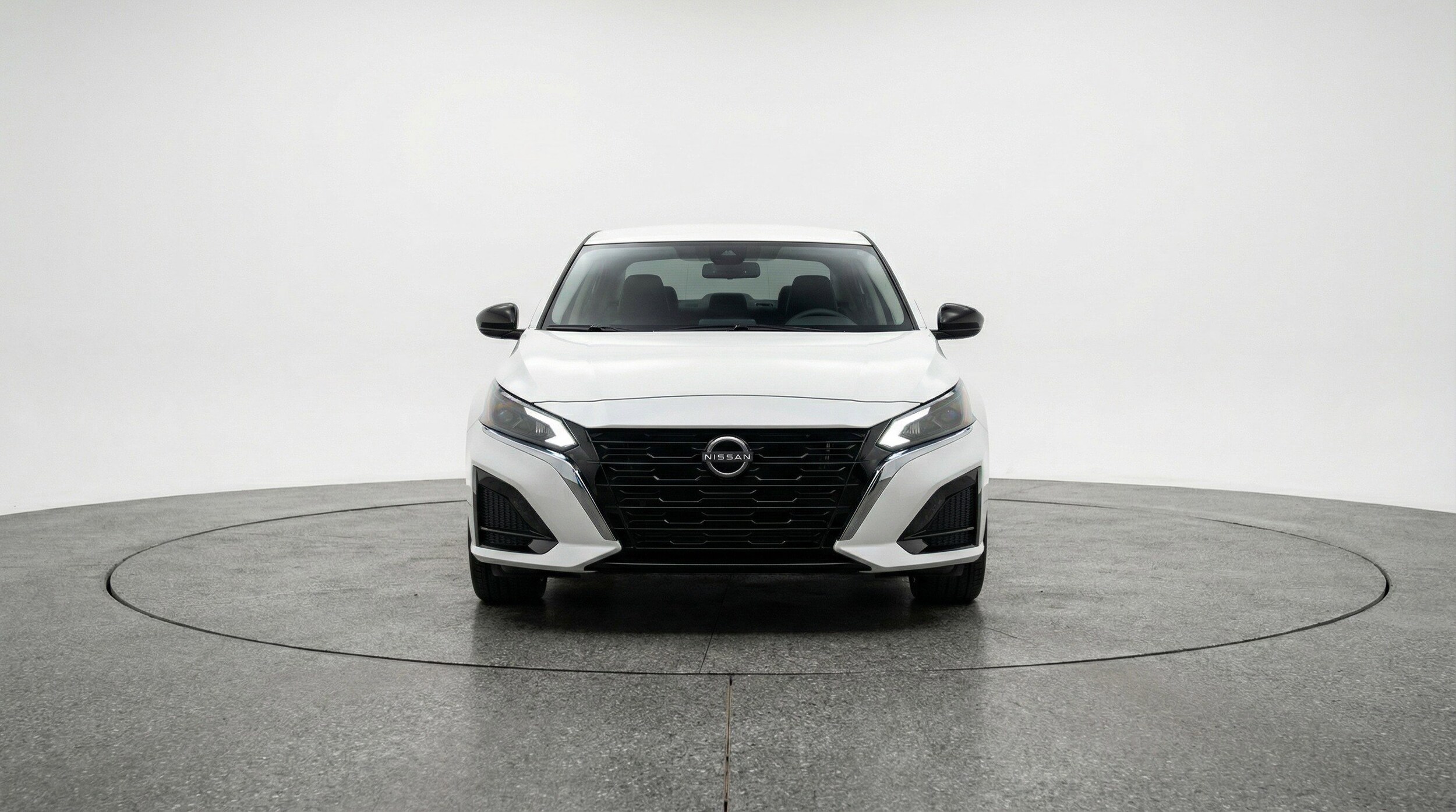 Thumbnail: 2025 Nissan Altima - 2