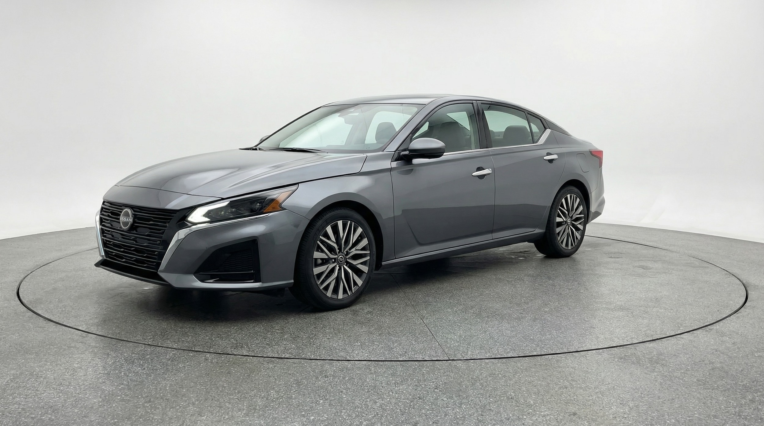 Thumbnail: 2025 Nissan Altima - 3