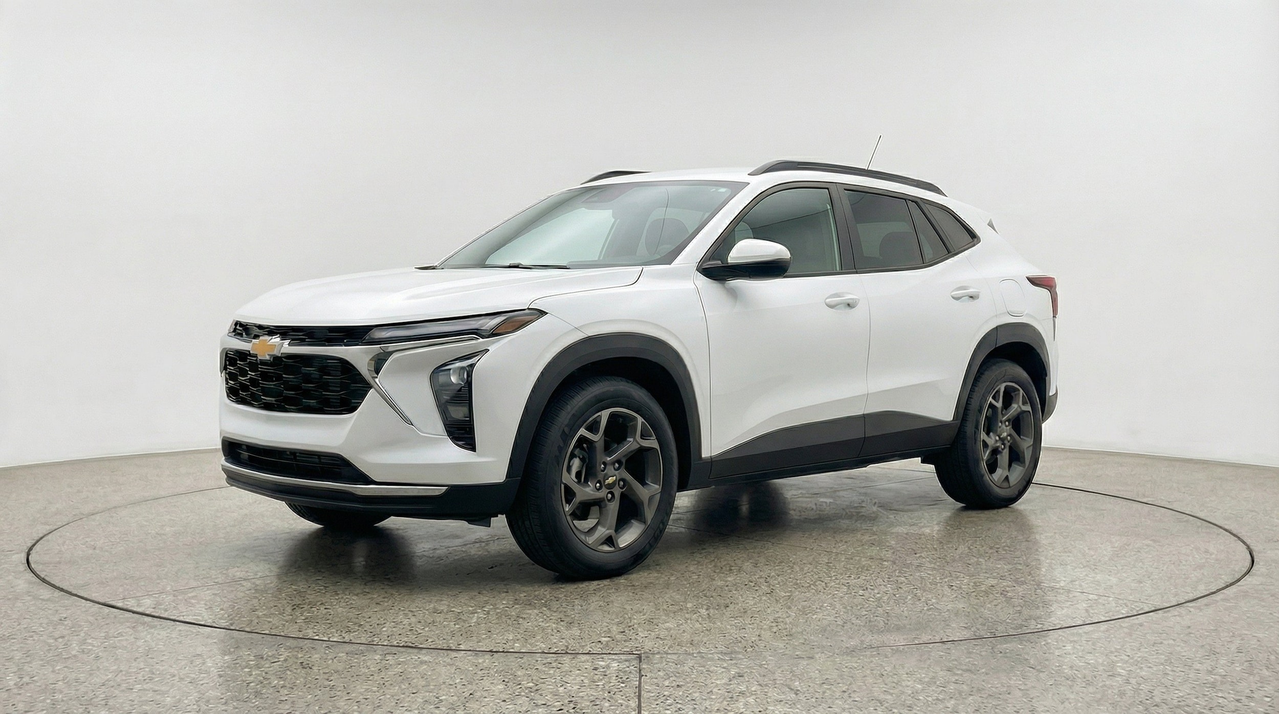 Thumbnail: 2025 Chevrolet Trax - 3