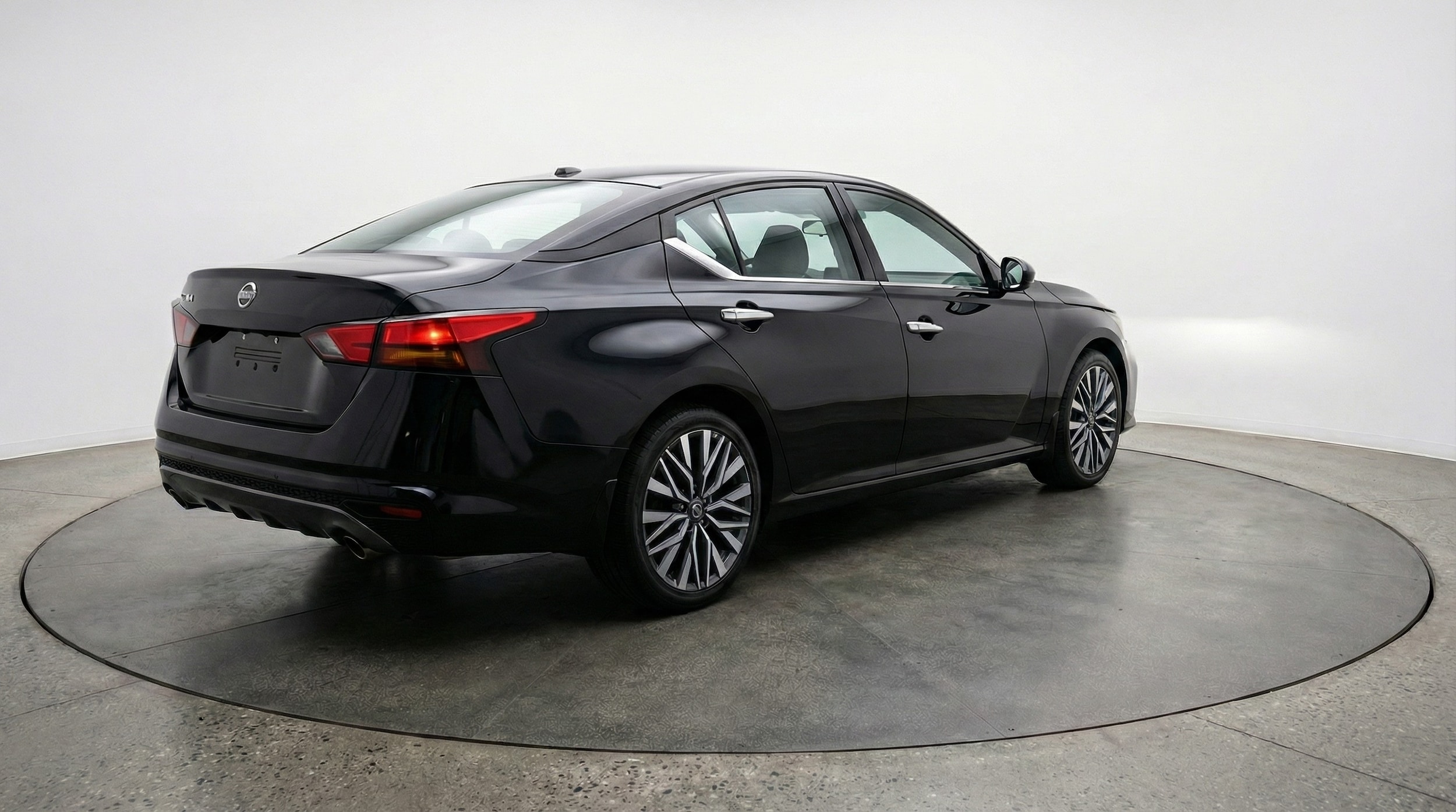 Thumbnail: 2025 Nissan Altima - 7