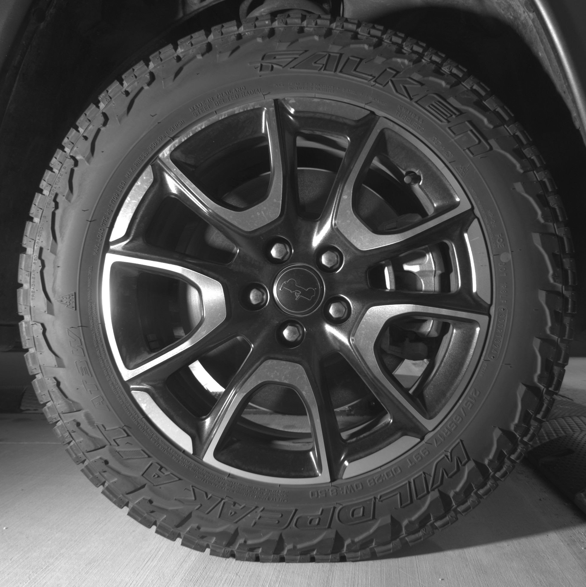 Thumbnail: 2025 Jeep Compass - 13