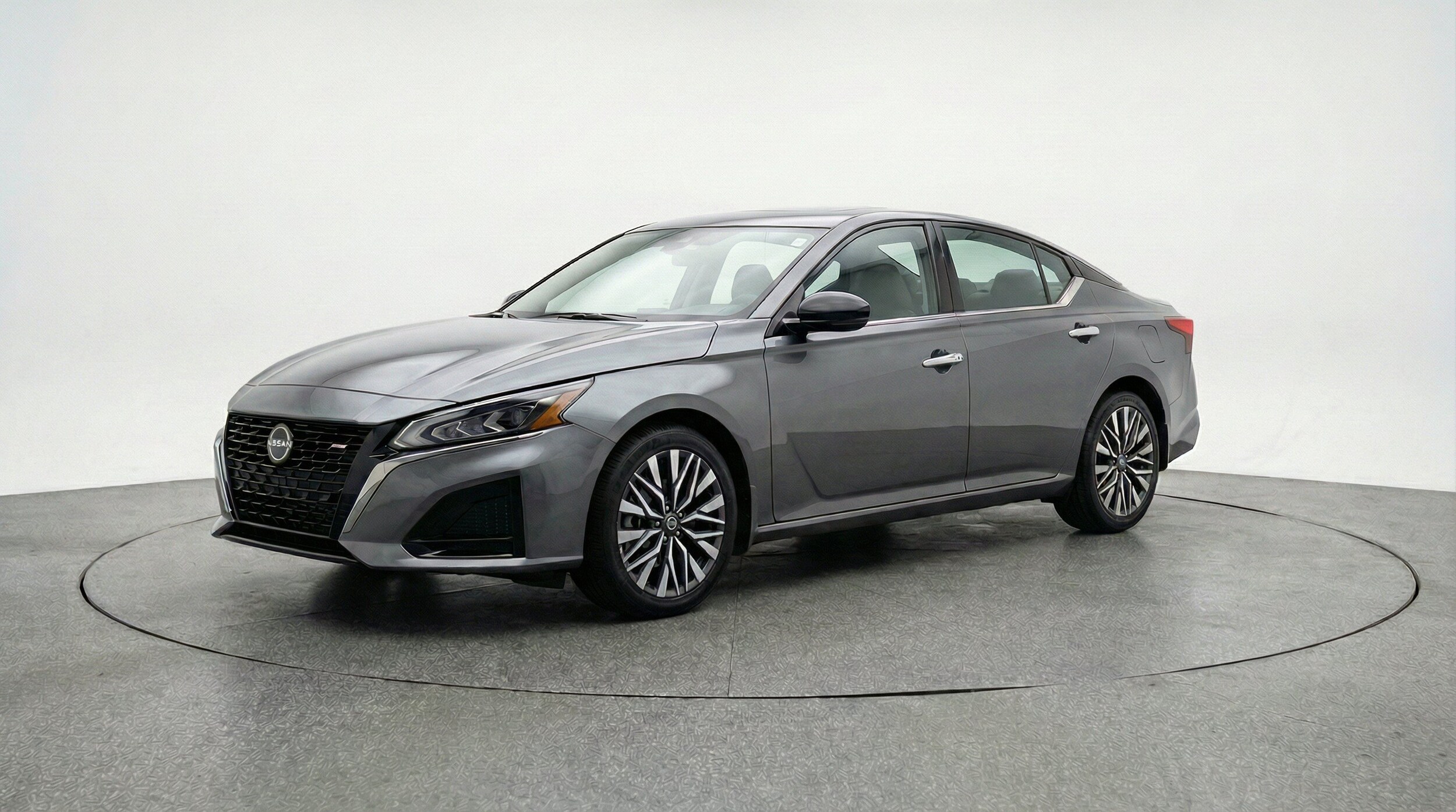 Thumbnail: 2025 Nissan Altima - 3