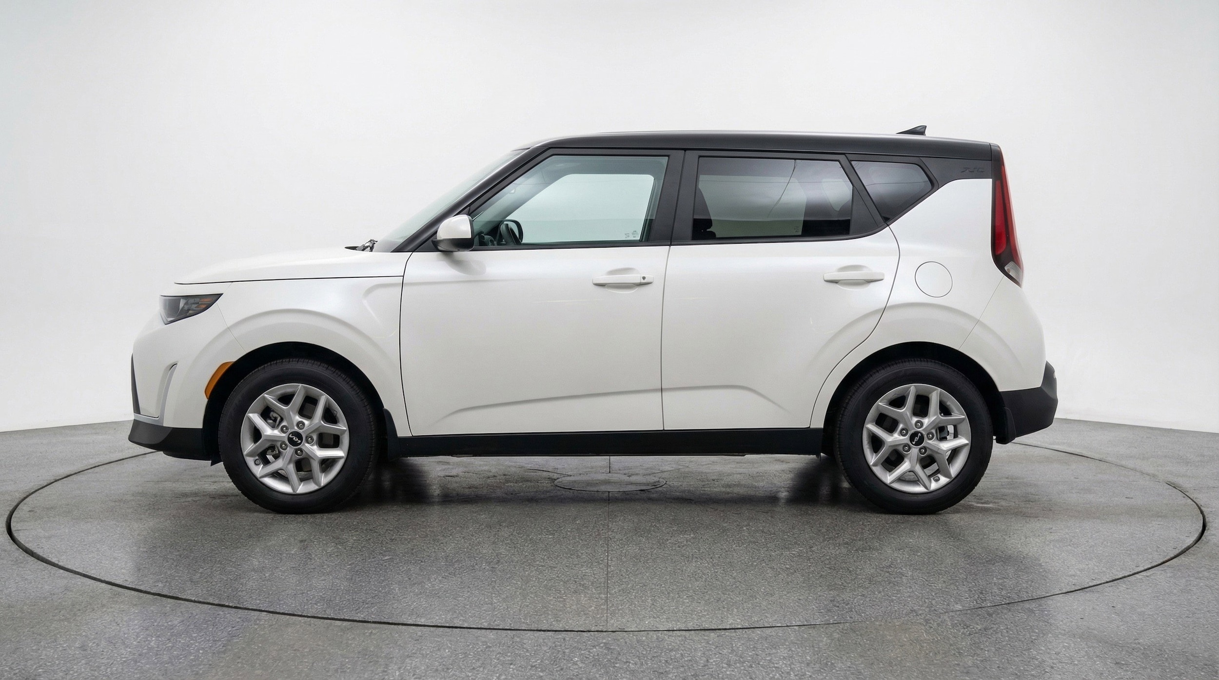 Thumbnail: 2025 Kia Soul - 5