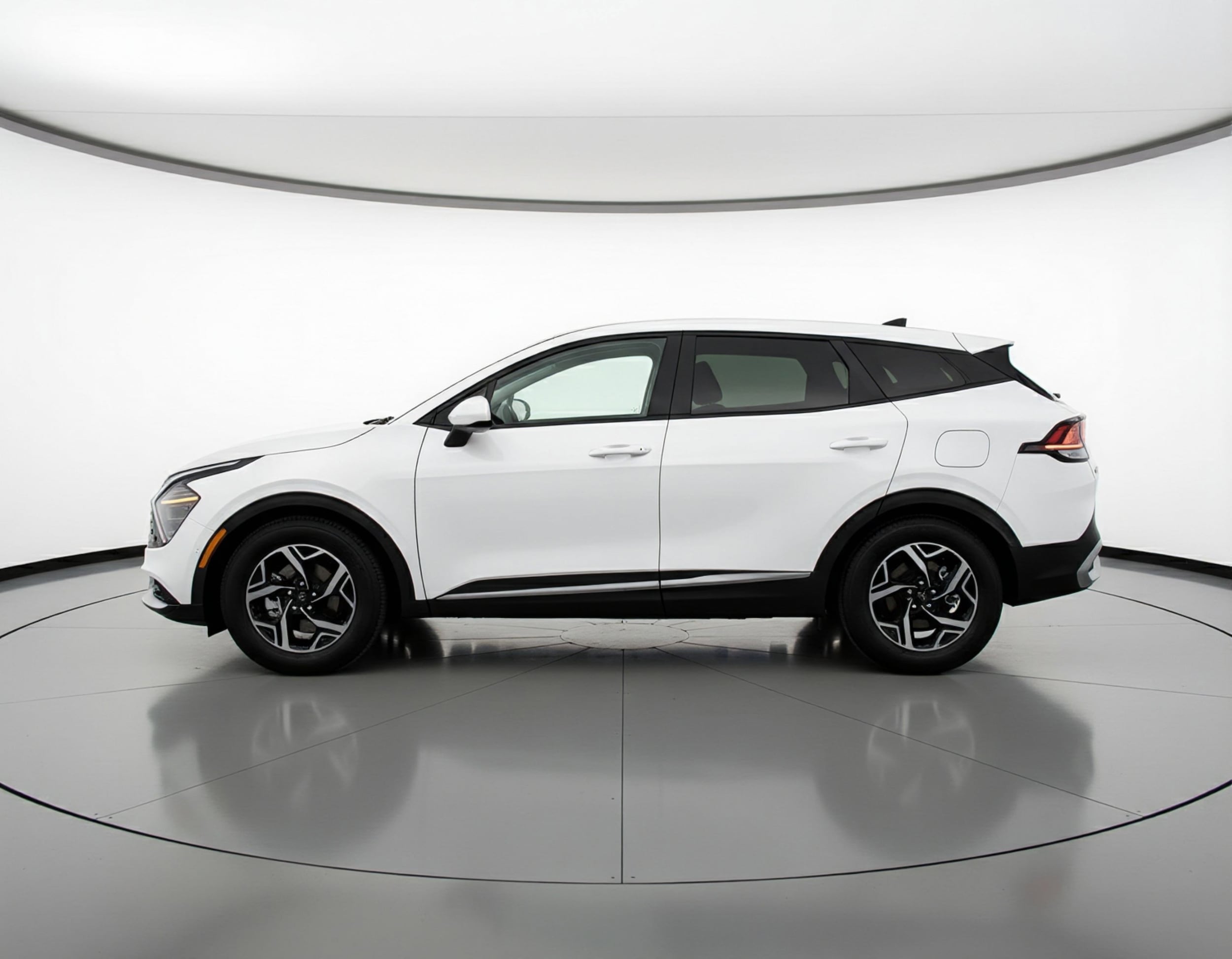 Thumbnail: 2025 Kia Sportage - 5