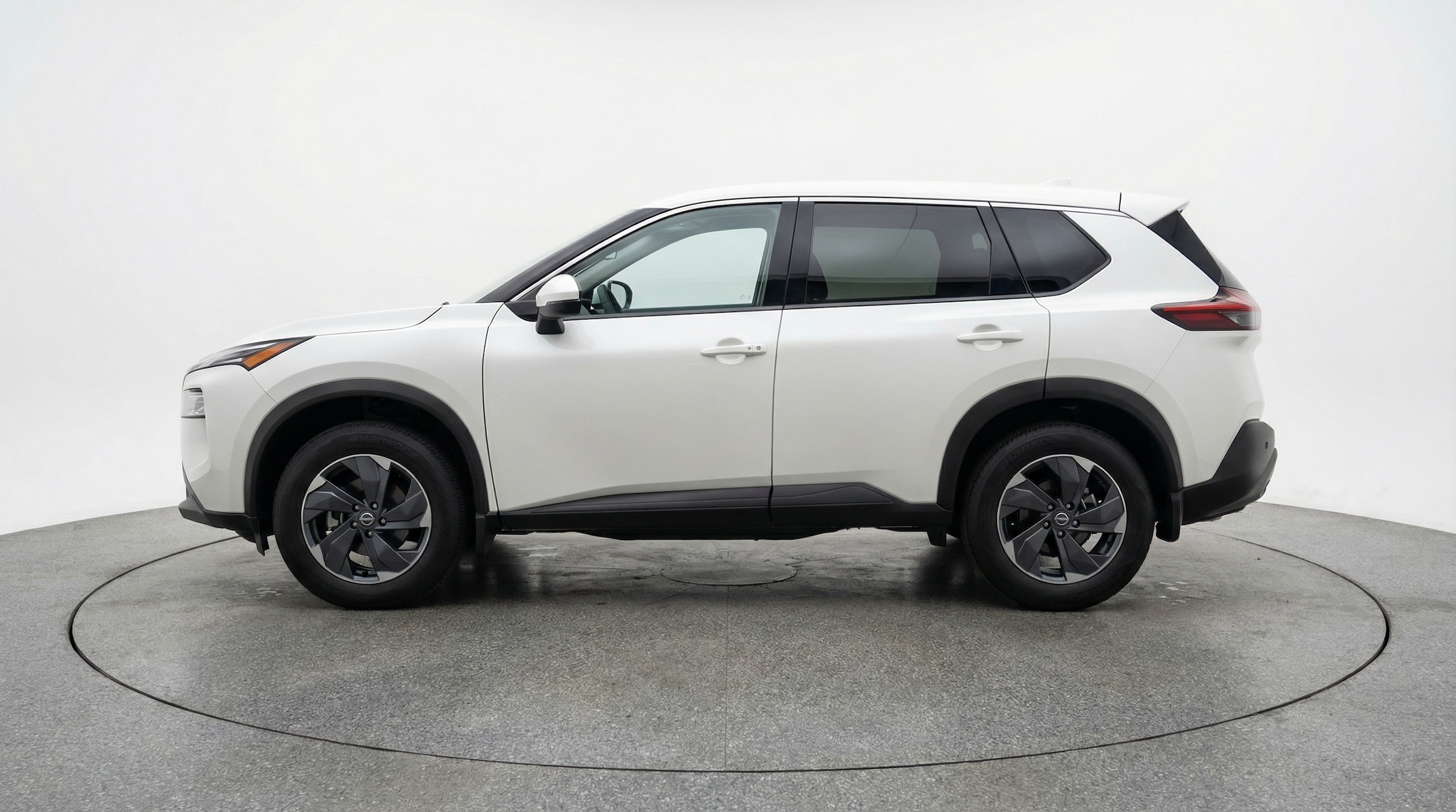 Thumbnail: 2025 Nissan Rogue - 4