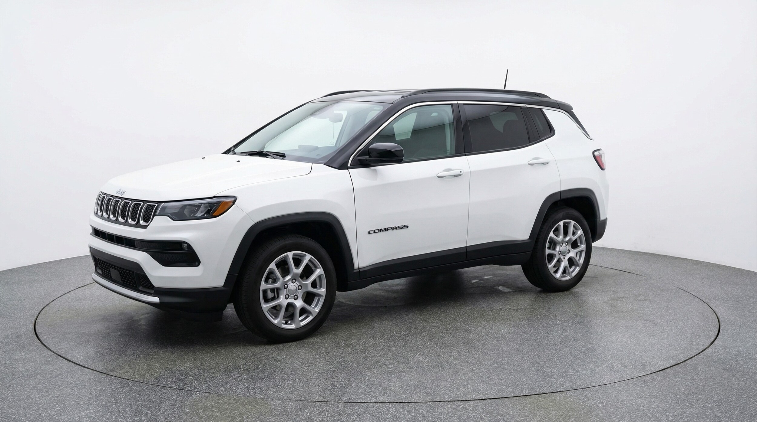 Thumbnail: 2025 Jeep Compass - 3