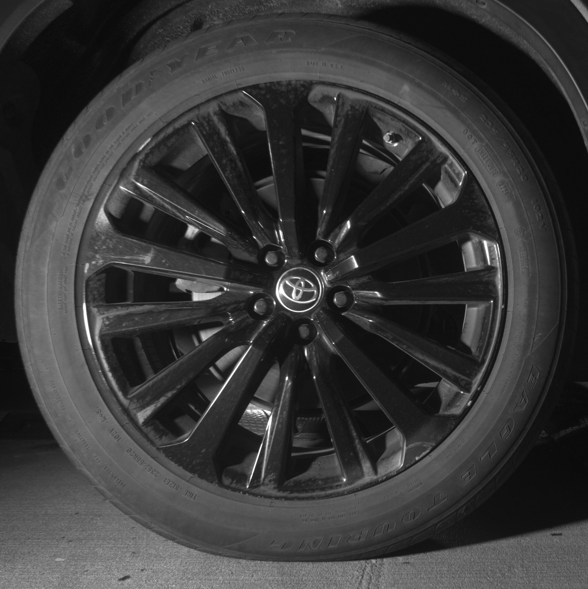 Thumbnail: 2024 Toyota Highlander - 12