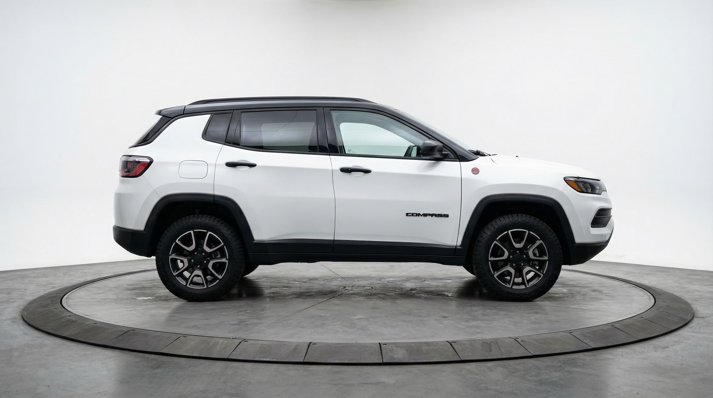 Thumbnail: 2025 Jeep Compass - 8