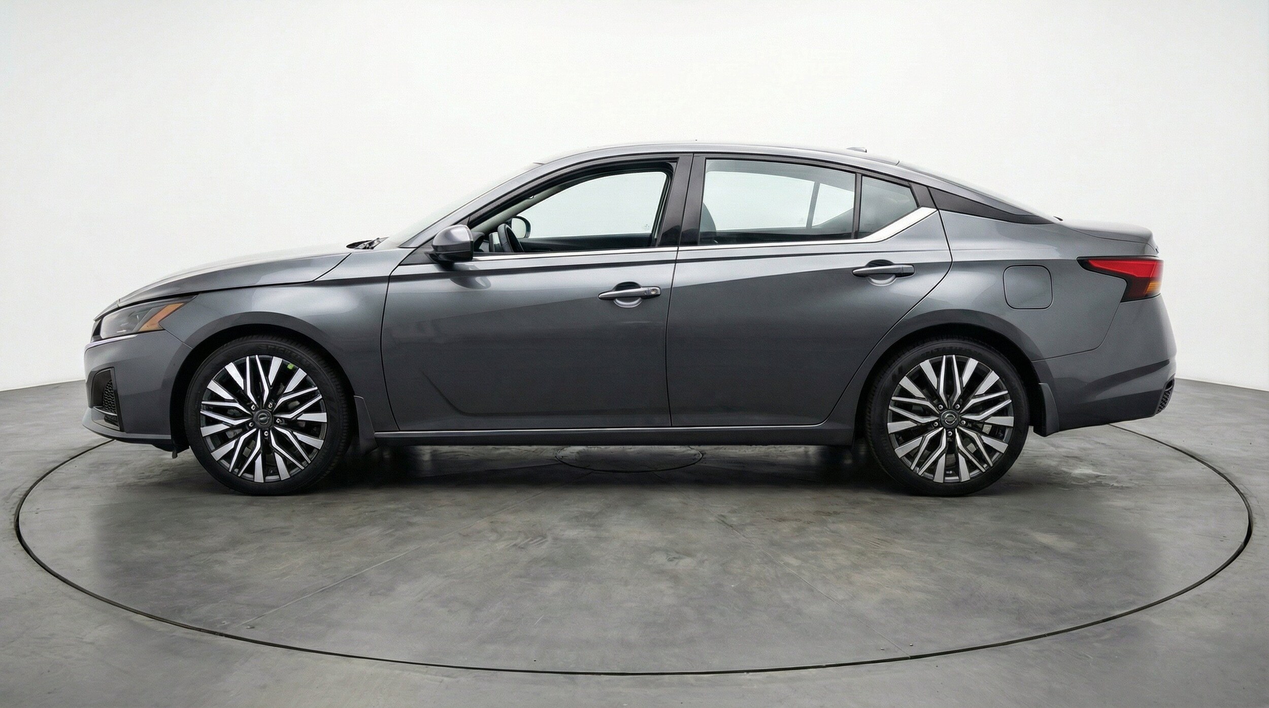 Thumbnail: 2026 Nissan Altima - 5