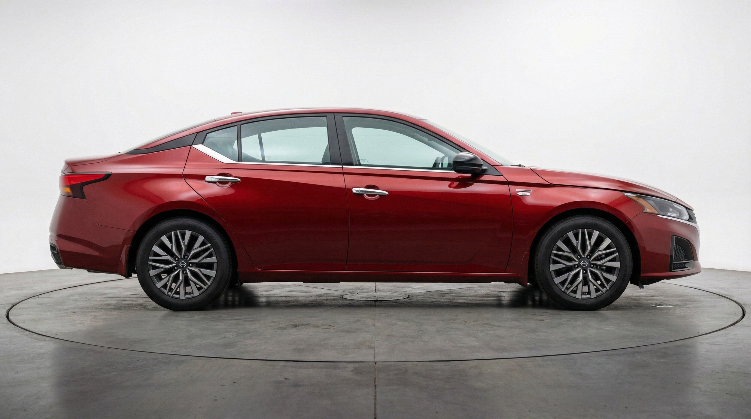 Thumbnail: 2025 Nissan Altima - 11
