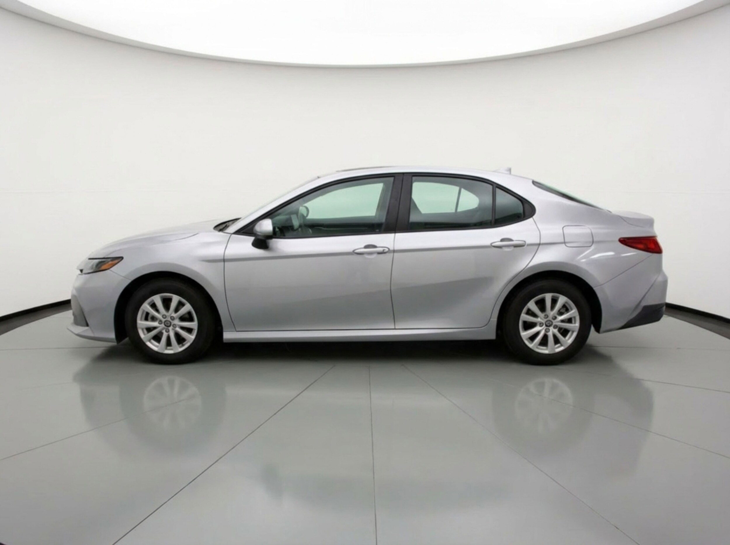 Thumbnail: 2025 Toyota Camry - 5