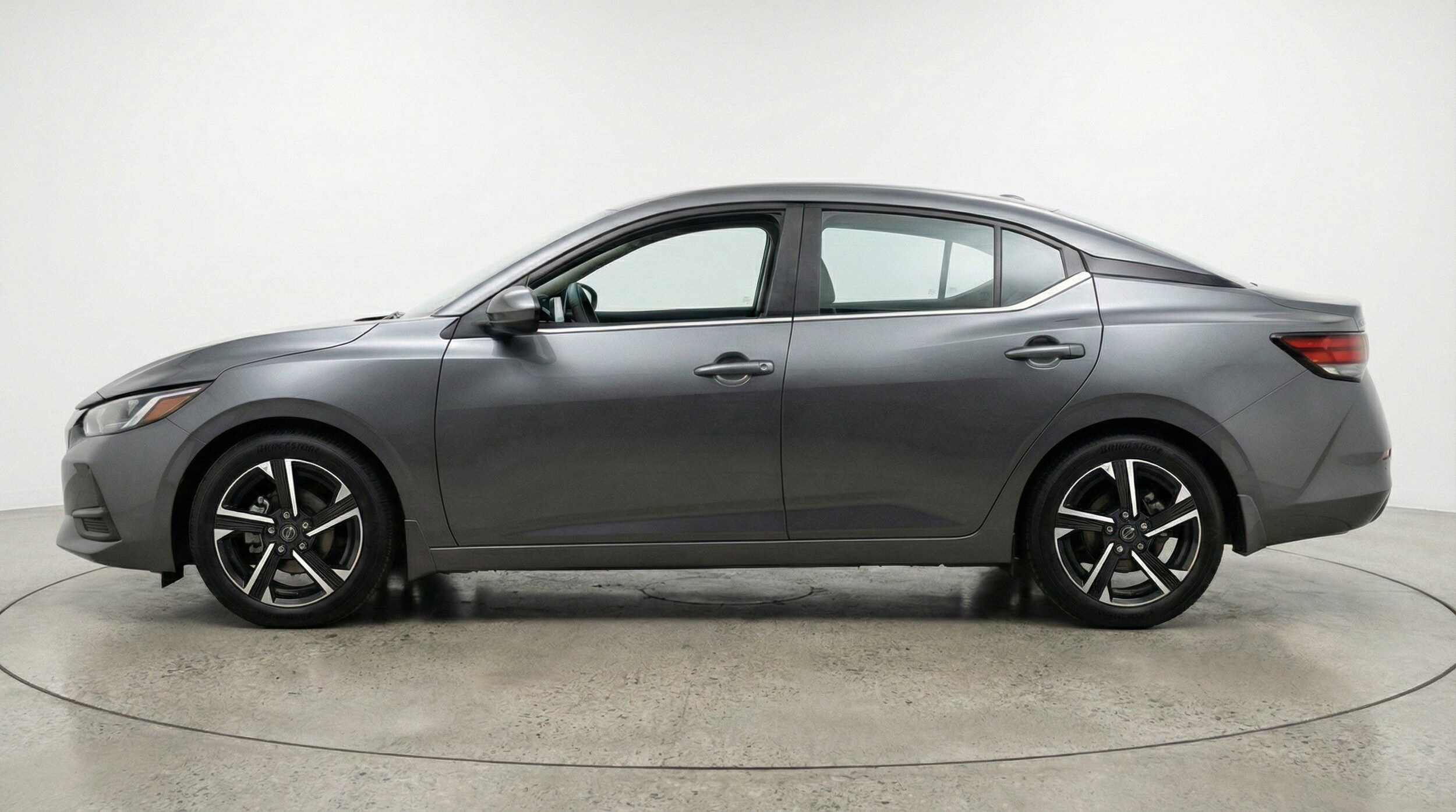 Thumbnail: 2025 Nissan Sentra - 5