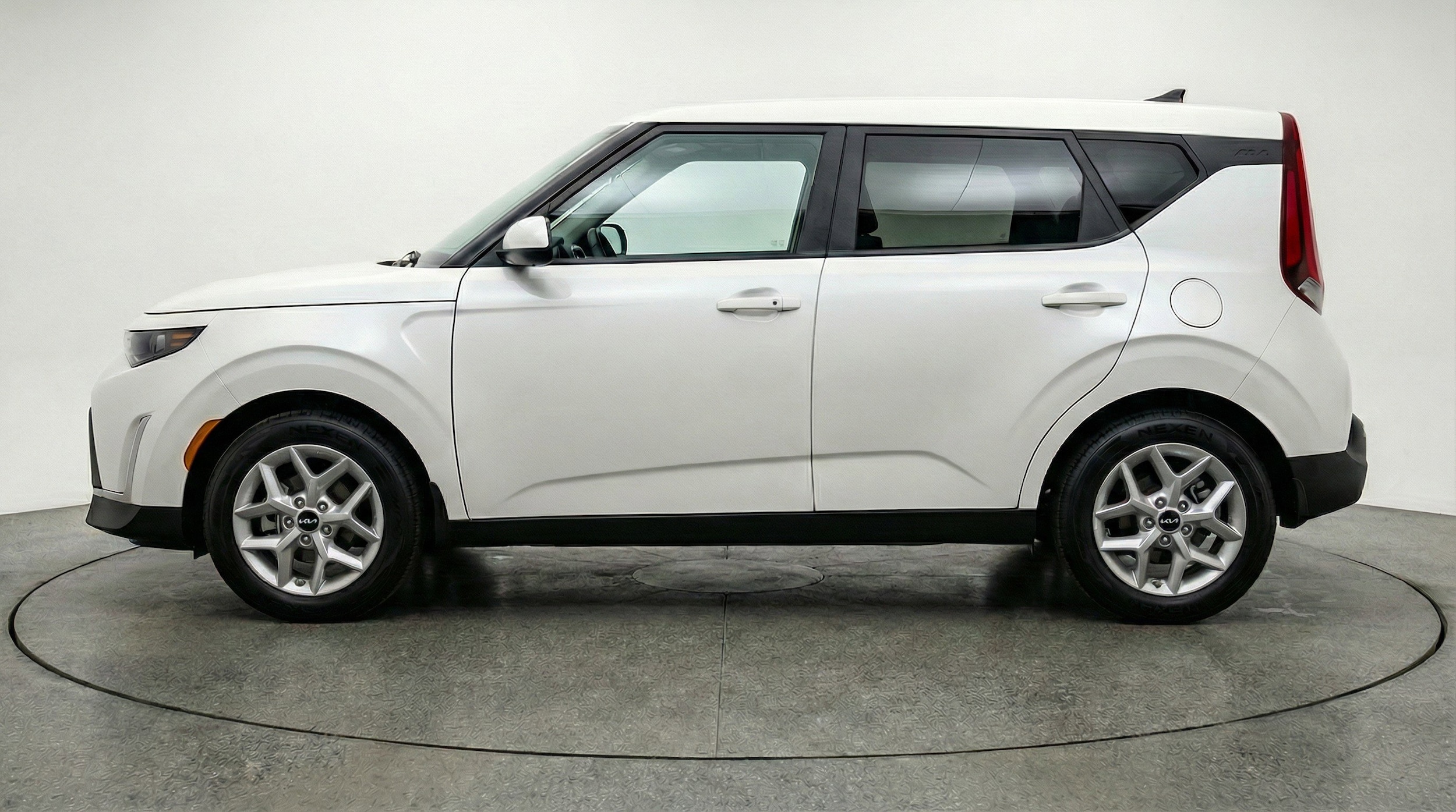 Thumbnail: 2025 Kia Soul - 5