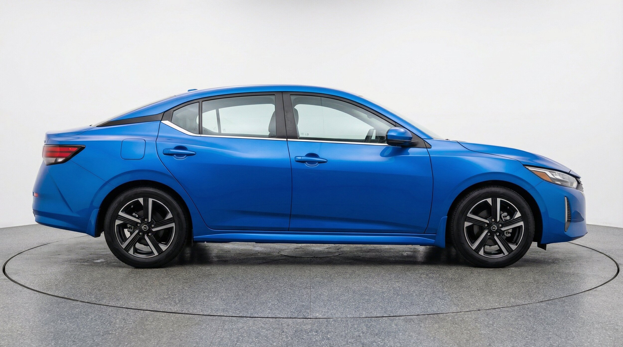 Thumbnail: 2025 Nissan Sentra - 11