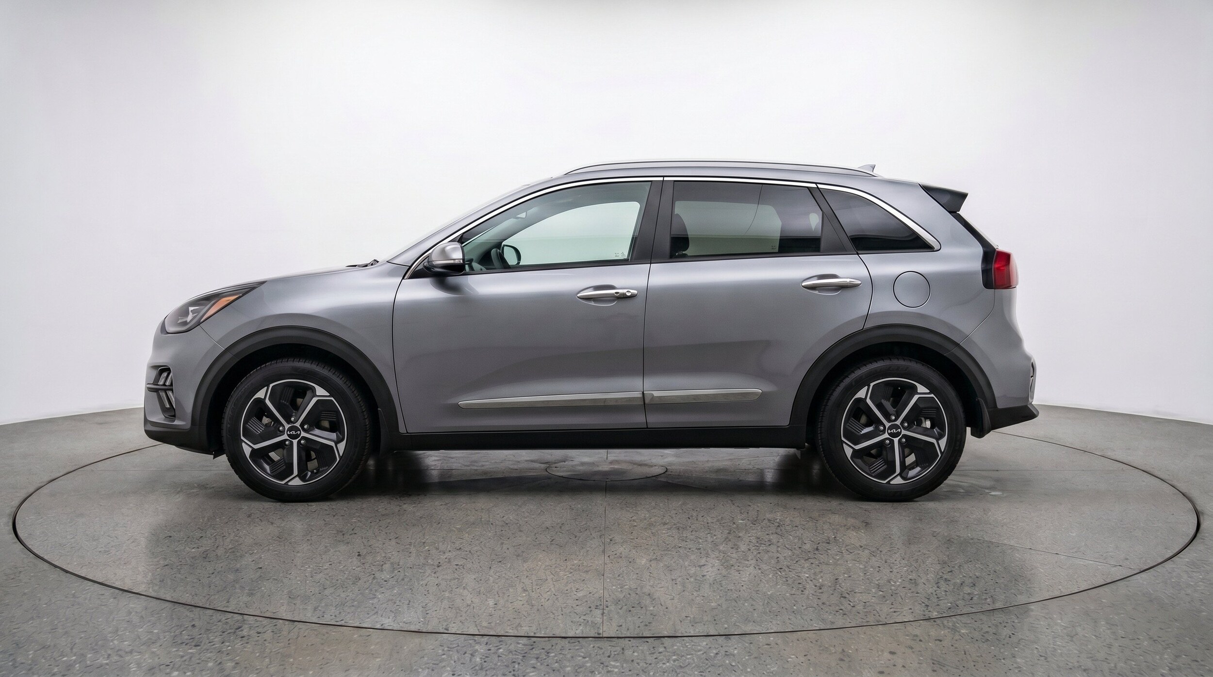 Thumbnail: 2026 Kia Niro - 5