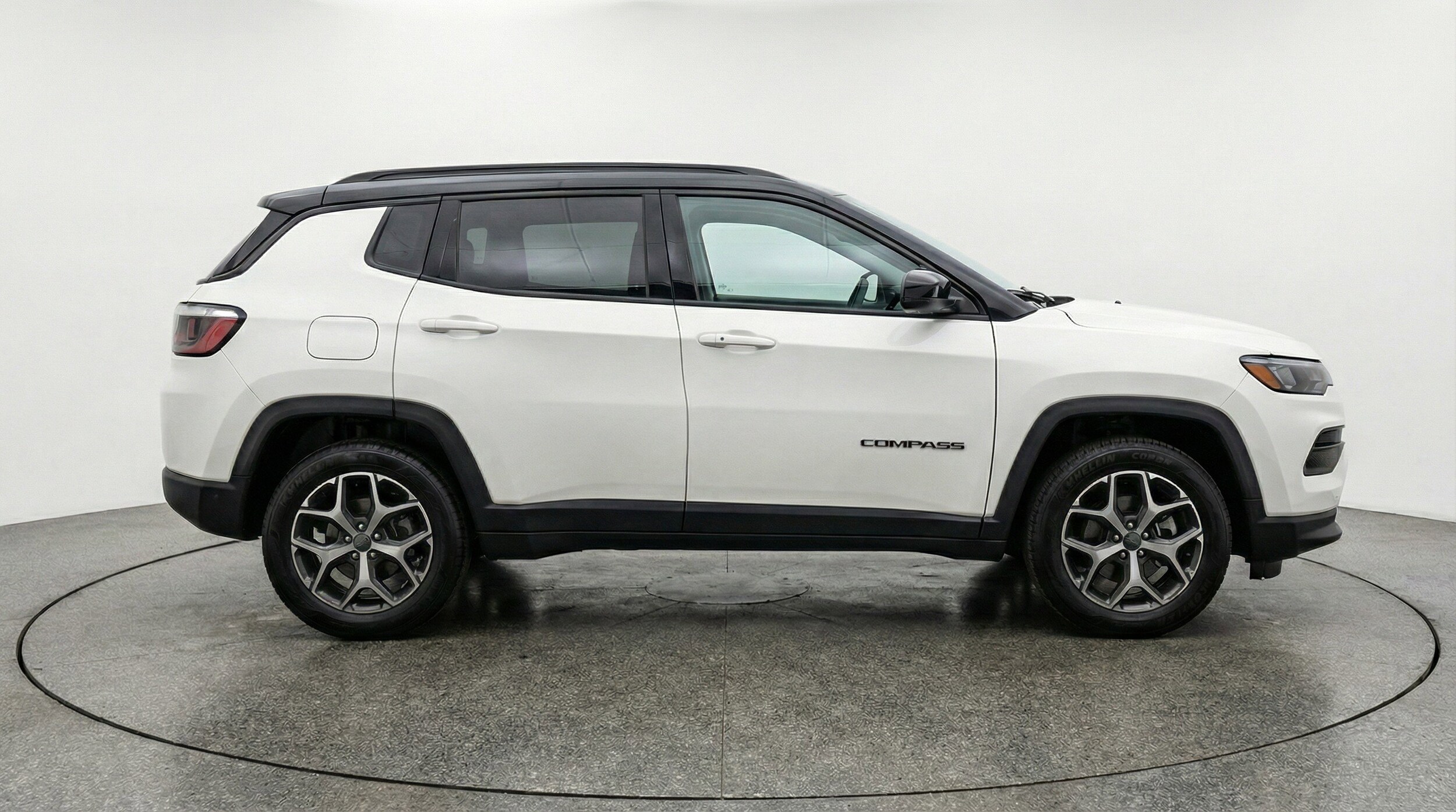 Thumbnail: 2025 Jeep Compass - 11