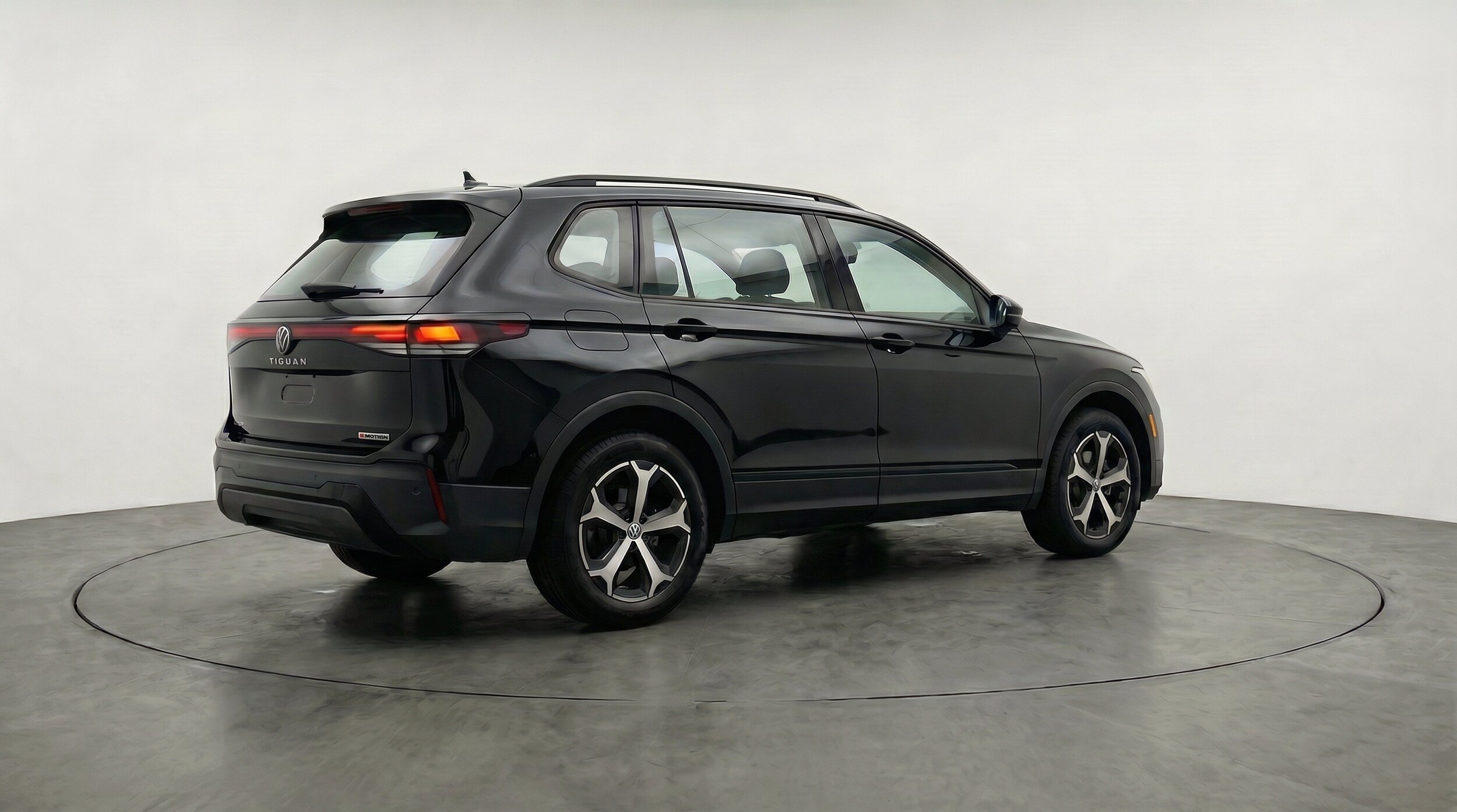 Thumbnail: 2026 Volkswagen Tiguan - 9