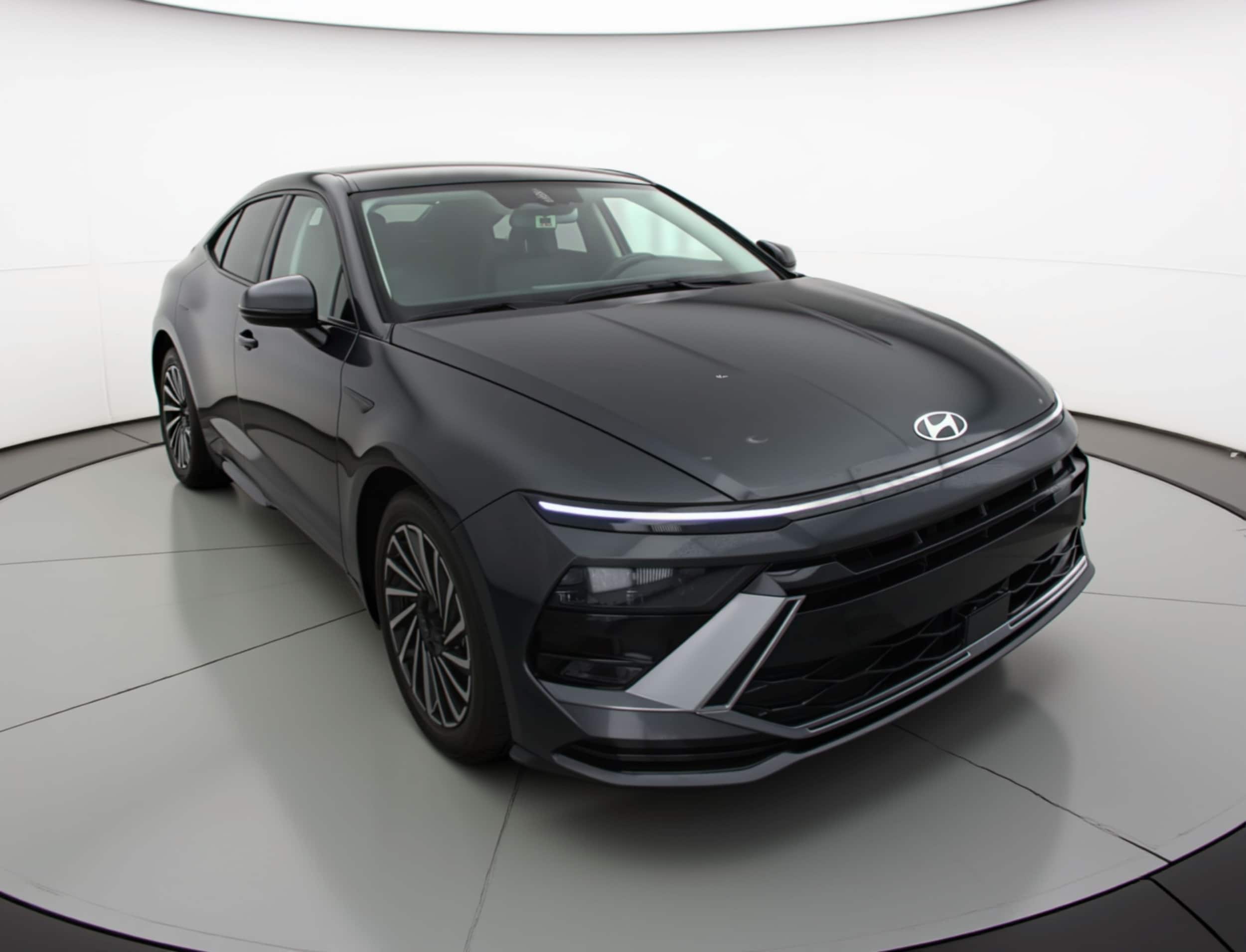 Thumbnail: 2025 Hyundai Sonata - 1