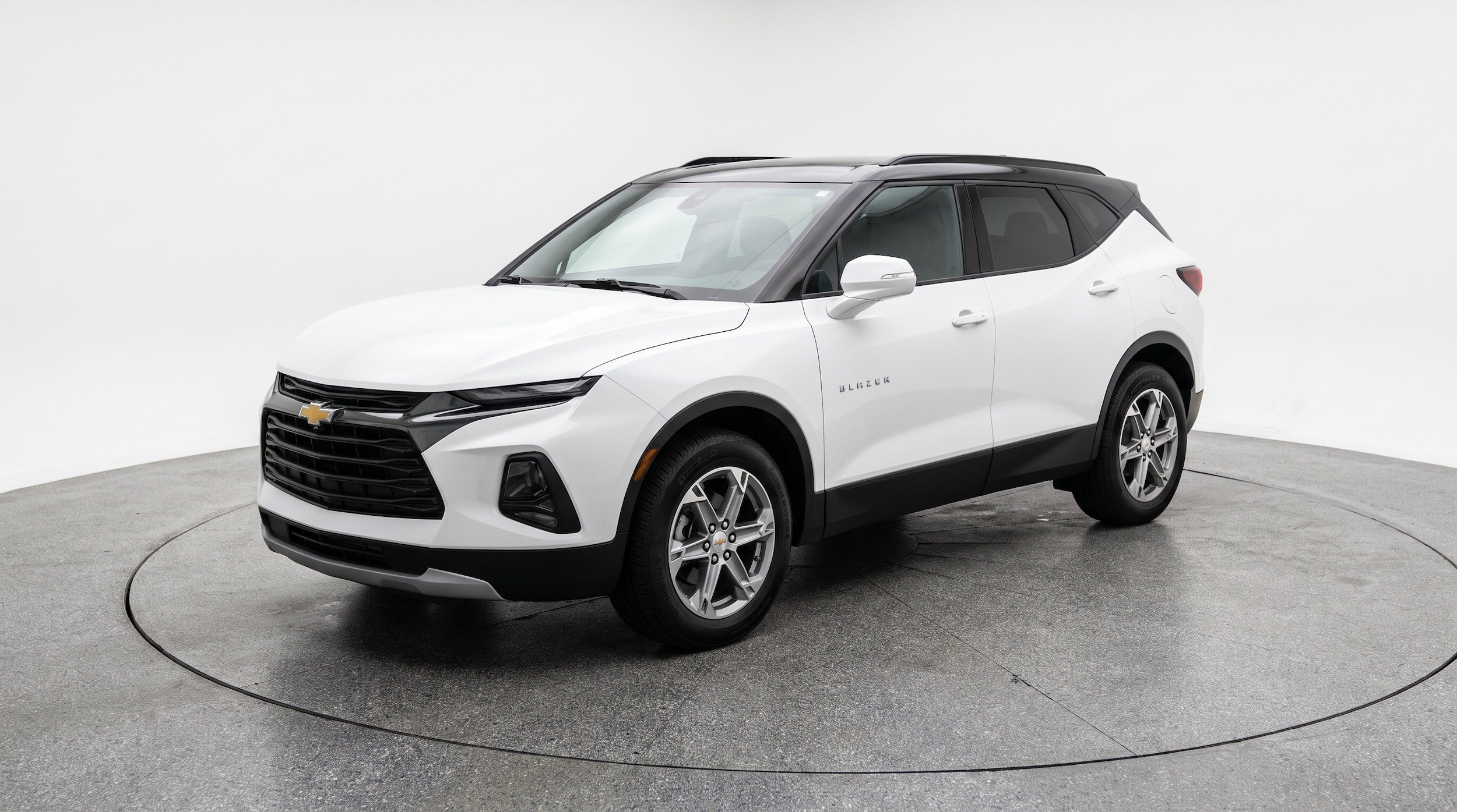 Thumbnail: 2026 Chevrolet Blazer - 3