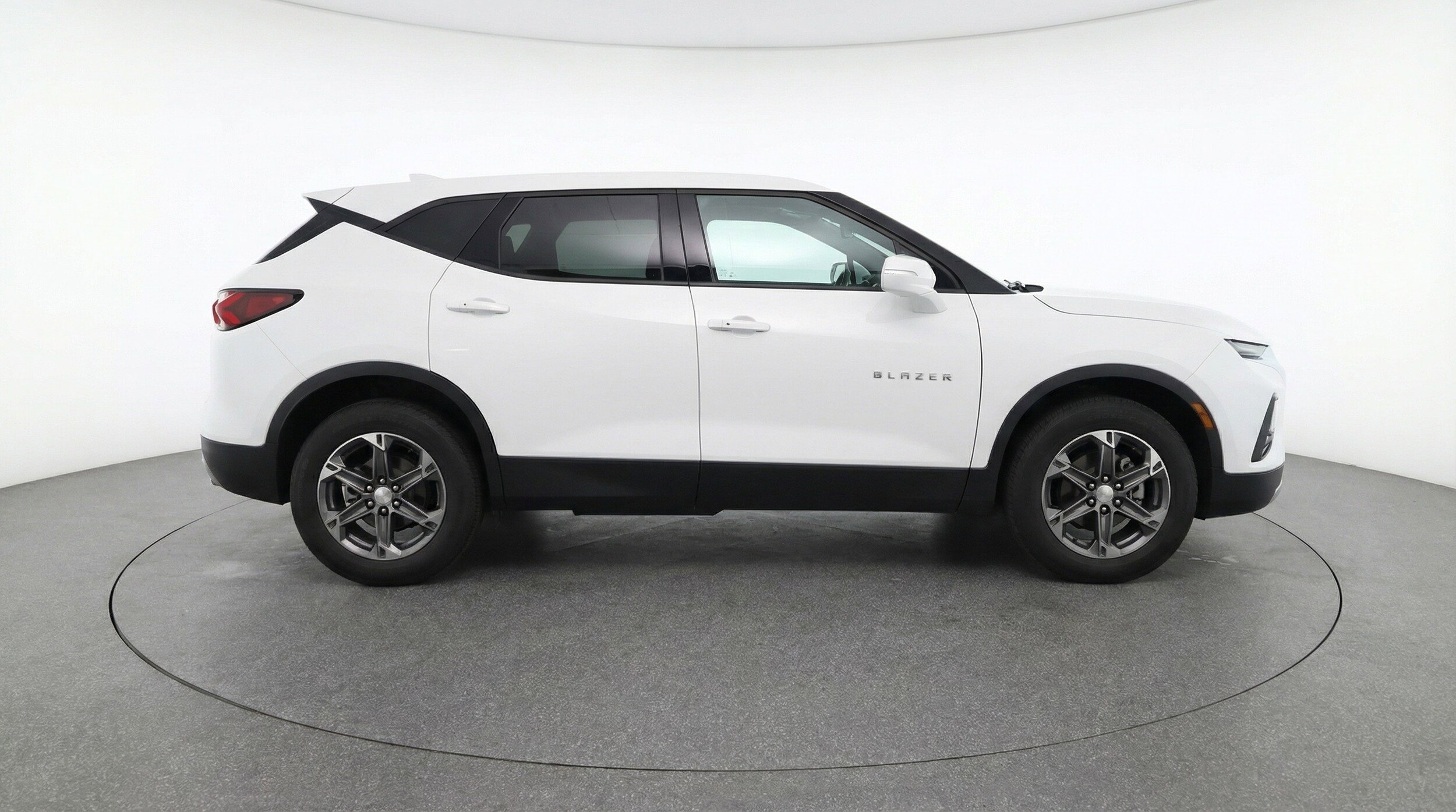 Thumbnail: 2025 Chevrolet Blazer - 11