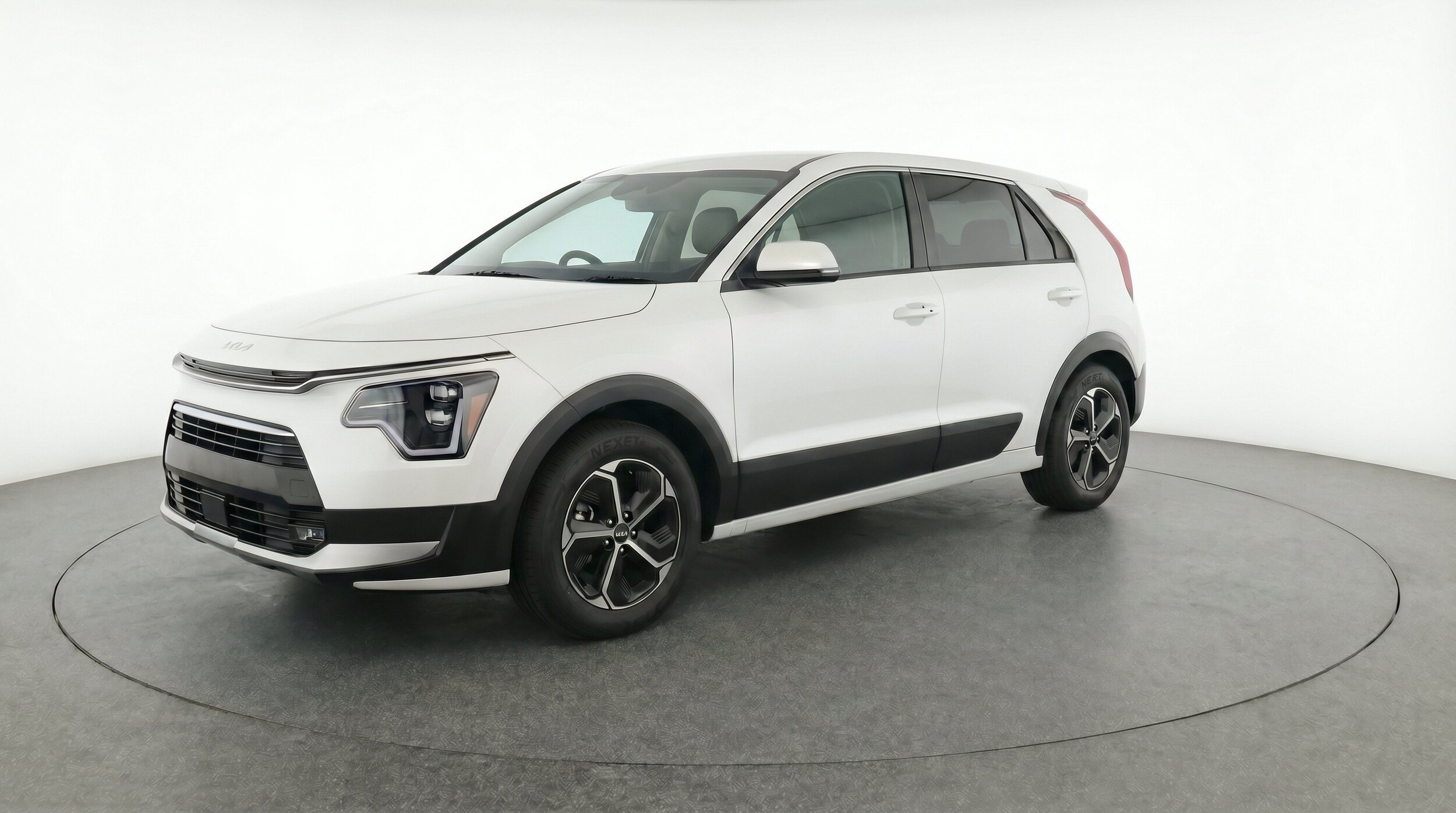 Thumbnail: 2026 Kia Niro - 3