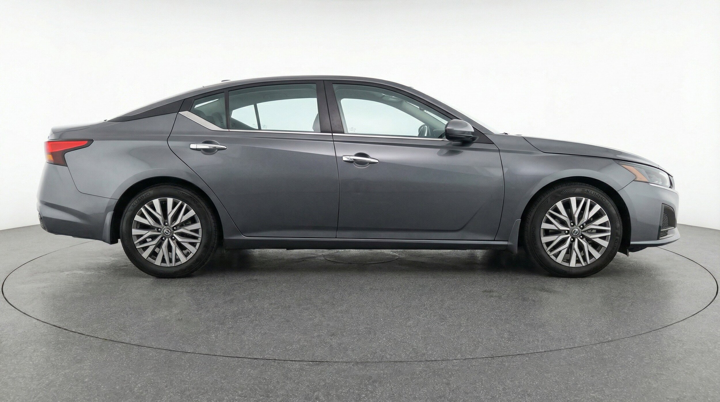 Thumbnail: 2025 Nissan Altima - 11