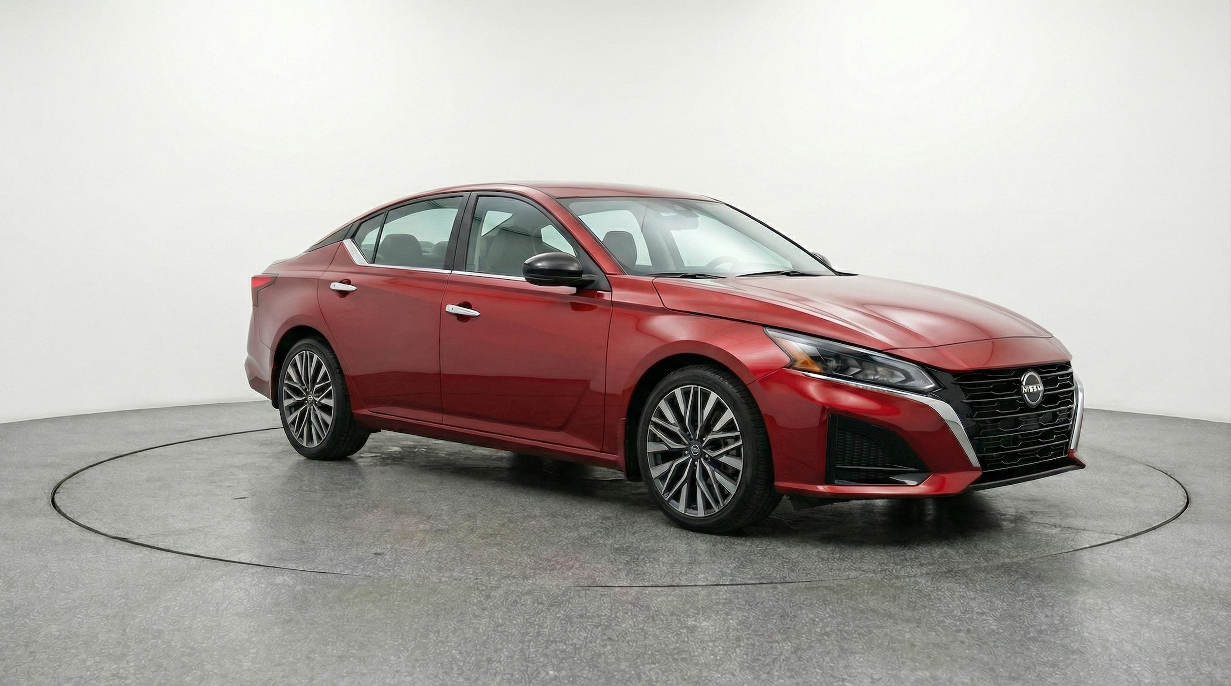 Thumbnail: 2025 Nissan Altima - 1