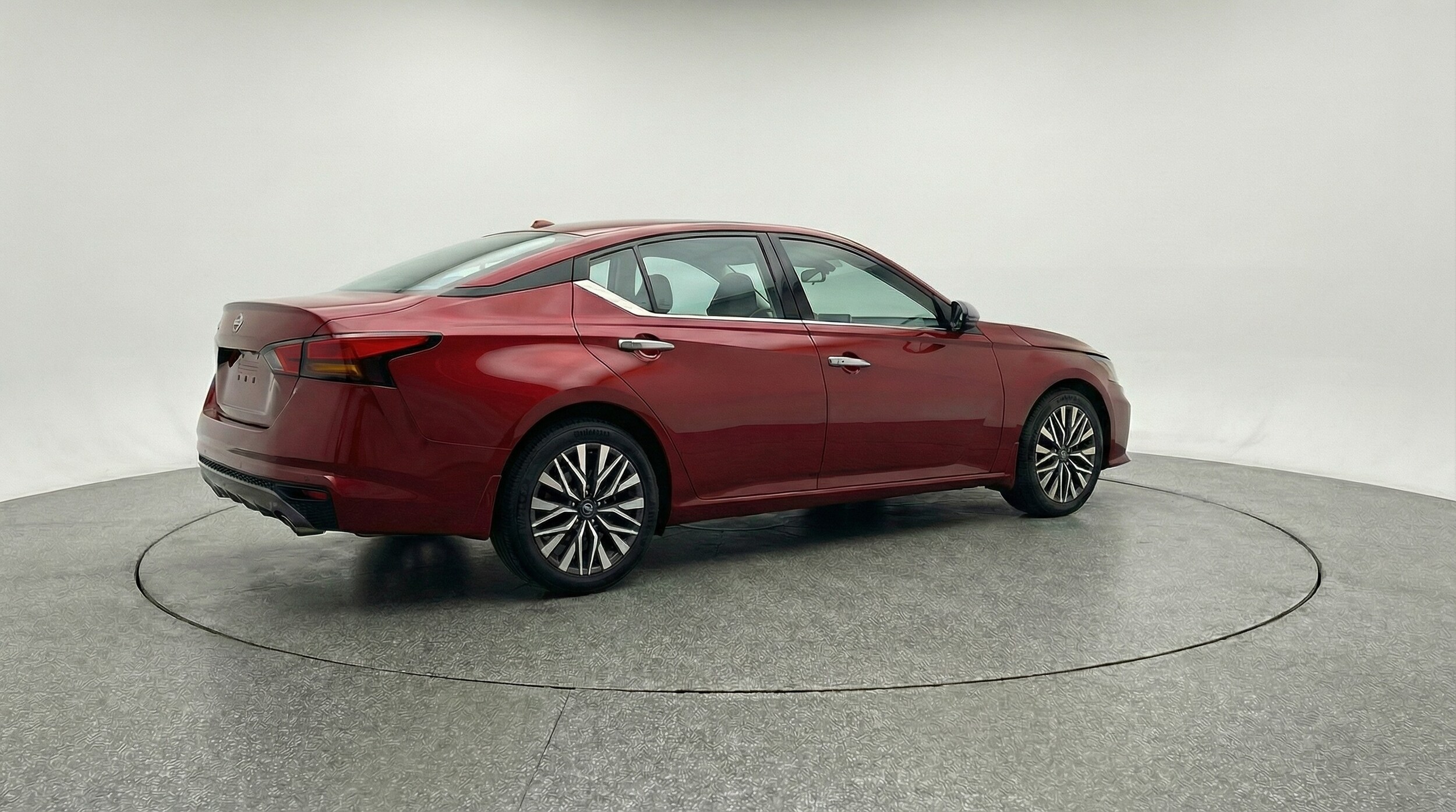 Thumbnail: 2025 Nissan Altima - 7