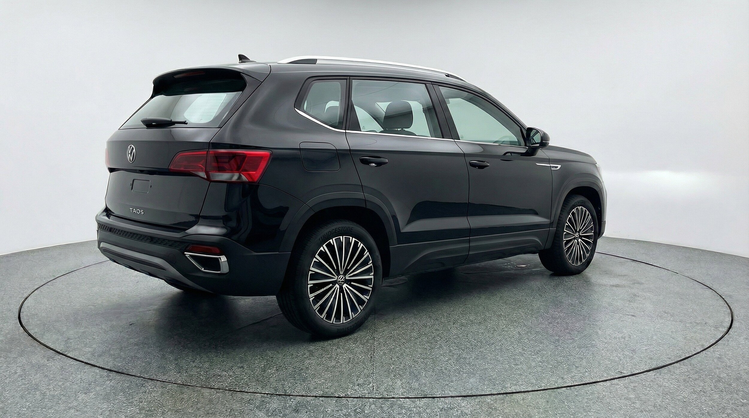 Thumbnail: 2025 Volkswagen Taos - 9