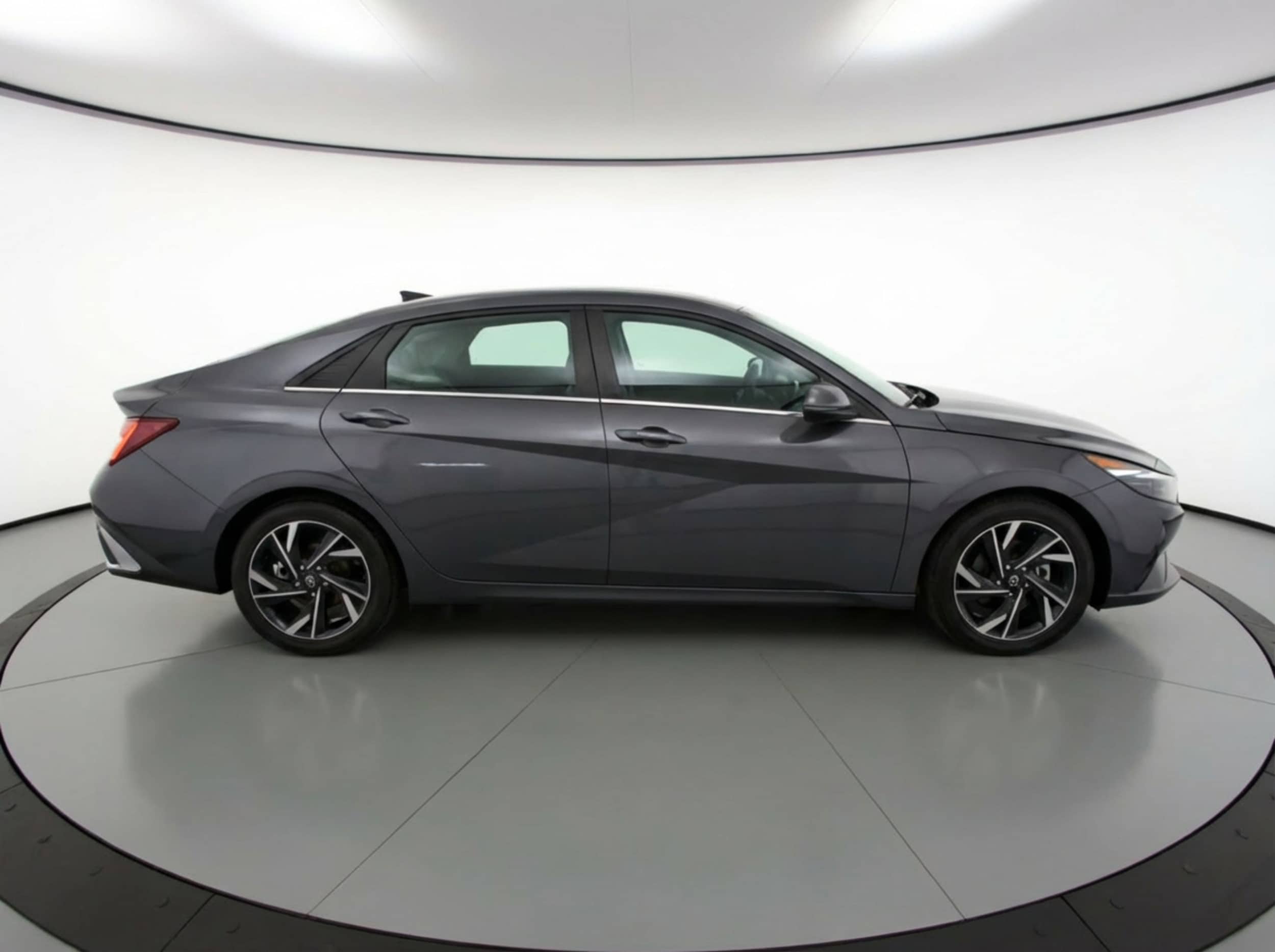 Thumbnail: 2025 Hyundai Elantra - 8