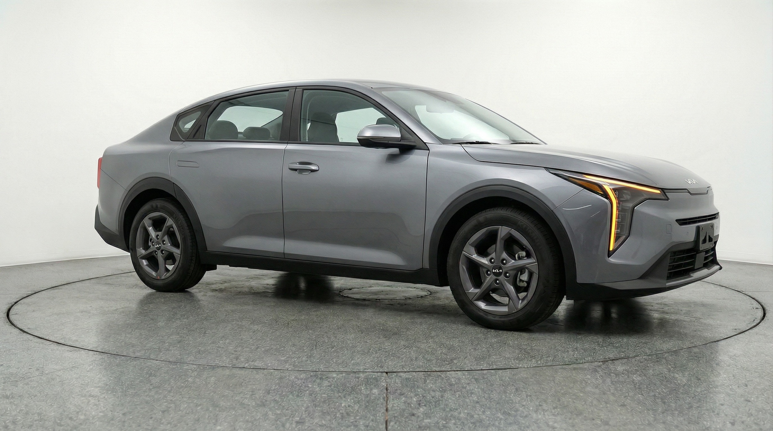 Thumbnail: 2025 Kia K4 - 1