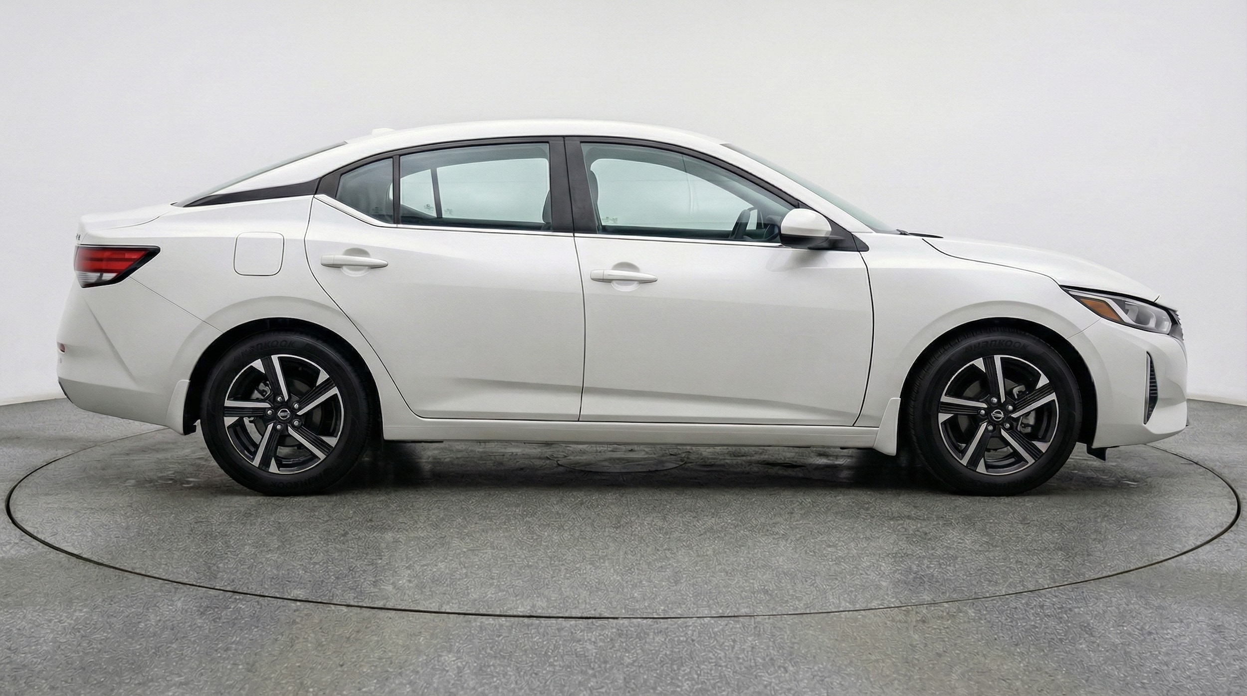 Thumbnail: 2025 Nissan Sentra - 8