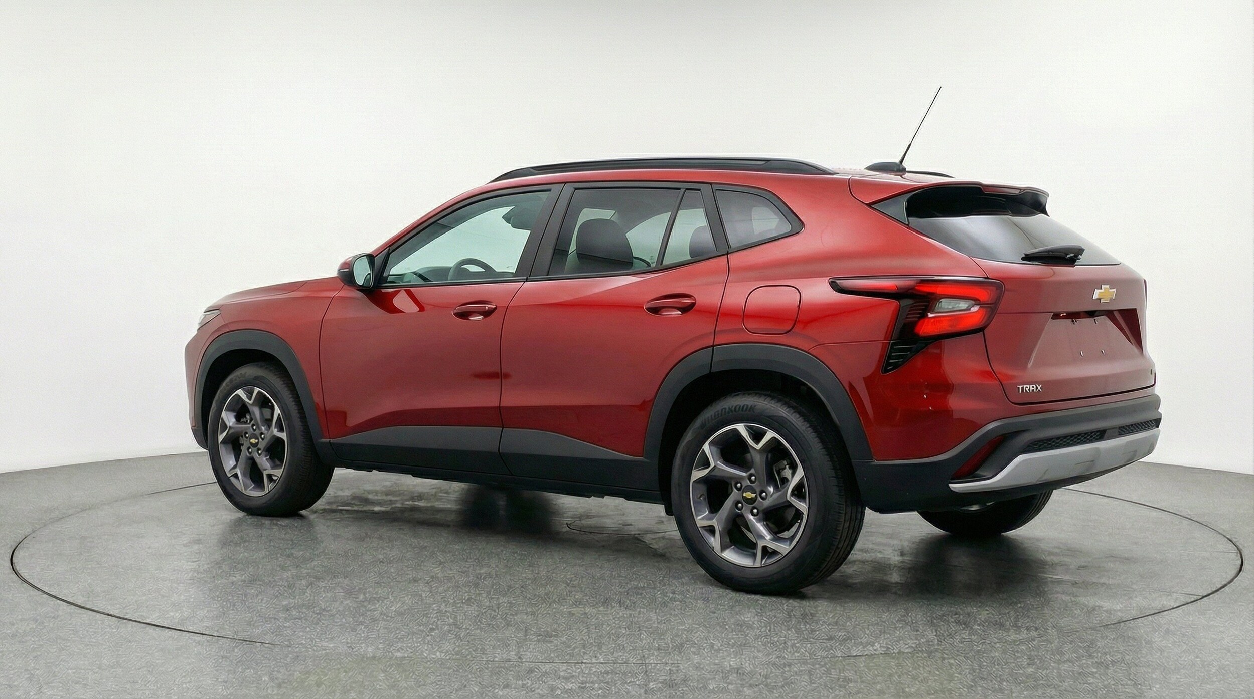 Thumbnail: 2025 Chevrolet Trax - 6