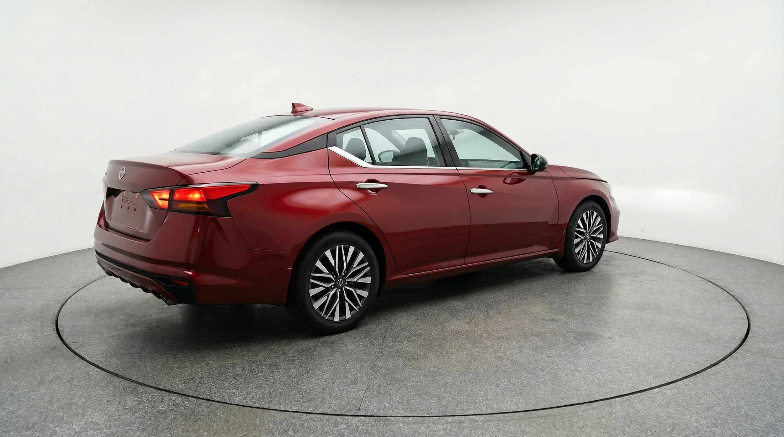 Thumbnail: 2025 Nissan Altima - 7