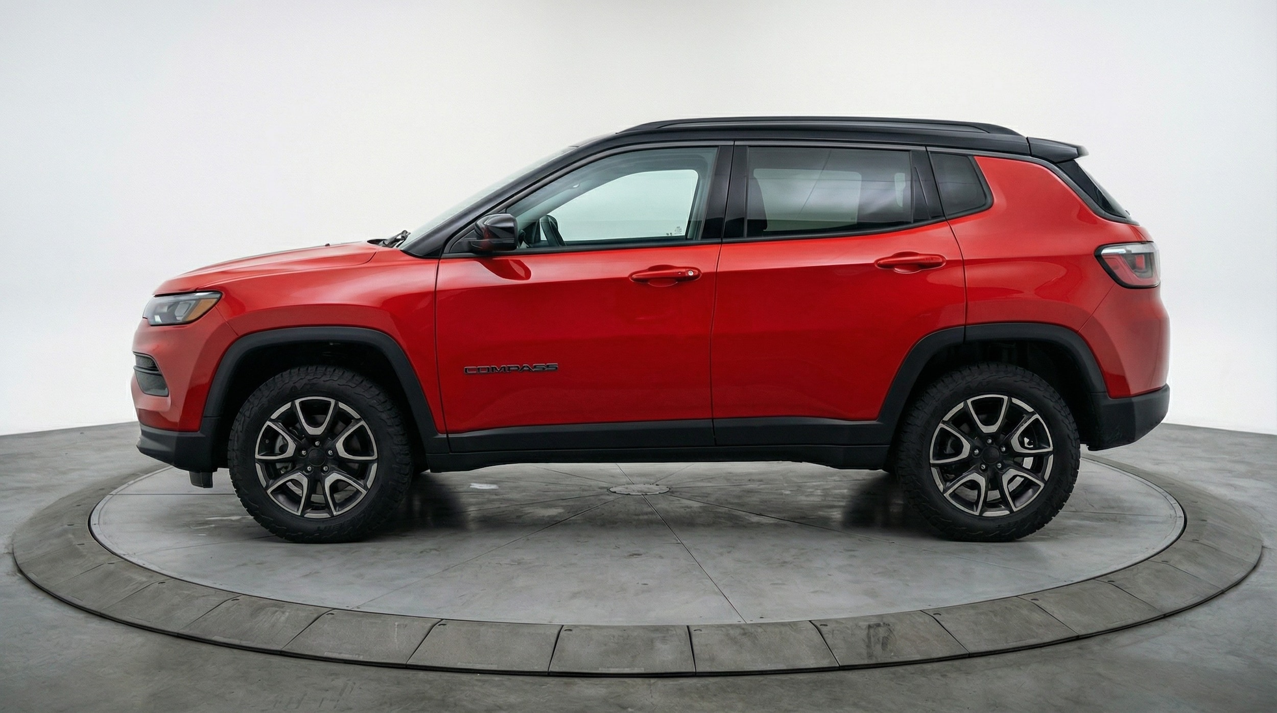 Thumbnail: 2025 Jeep Compass - 4
