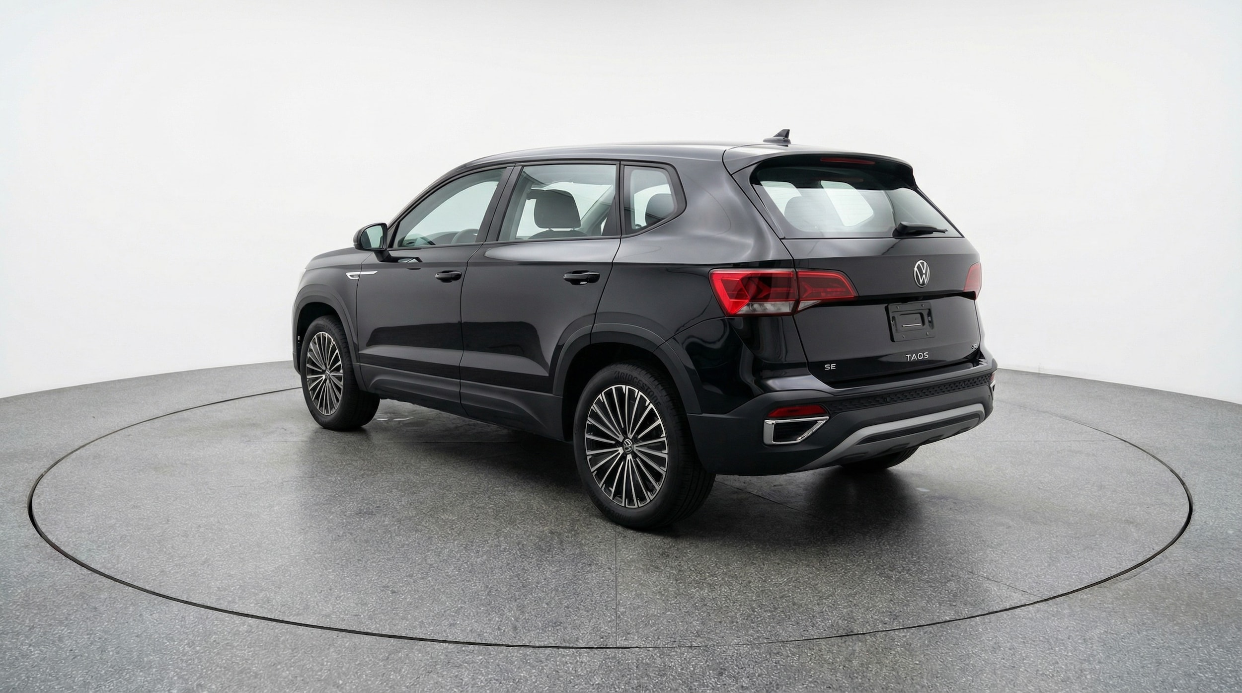 Thumbnail: 2025 Volkswagen Taos - 5