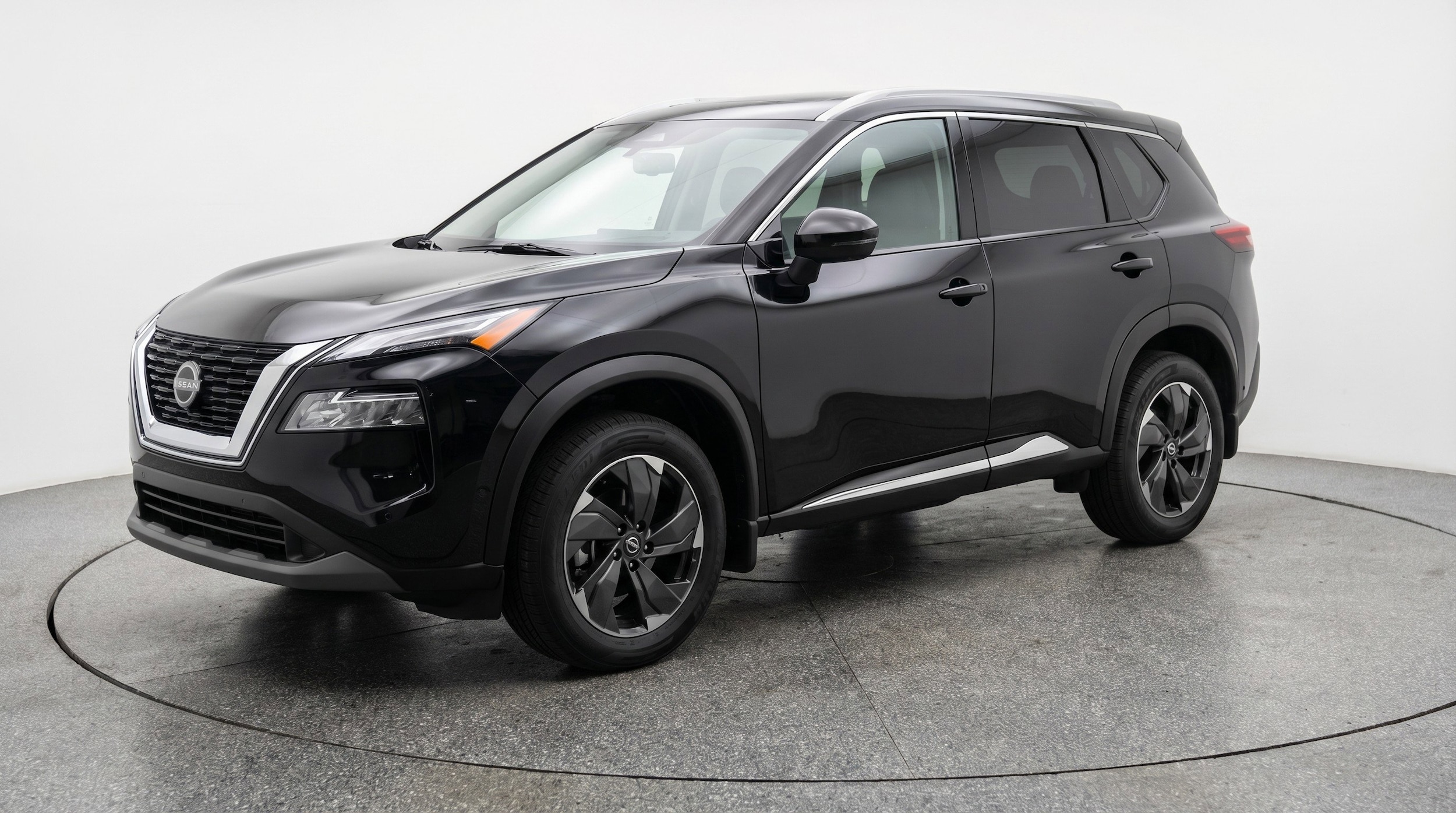 Thumbnail: 2025 Nissan Rogue - 3