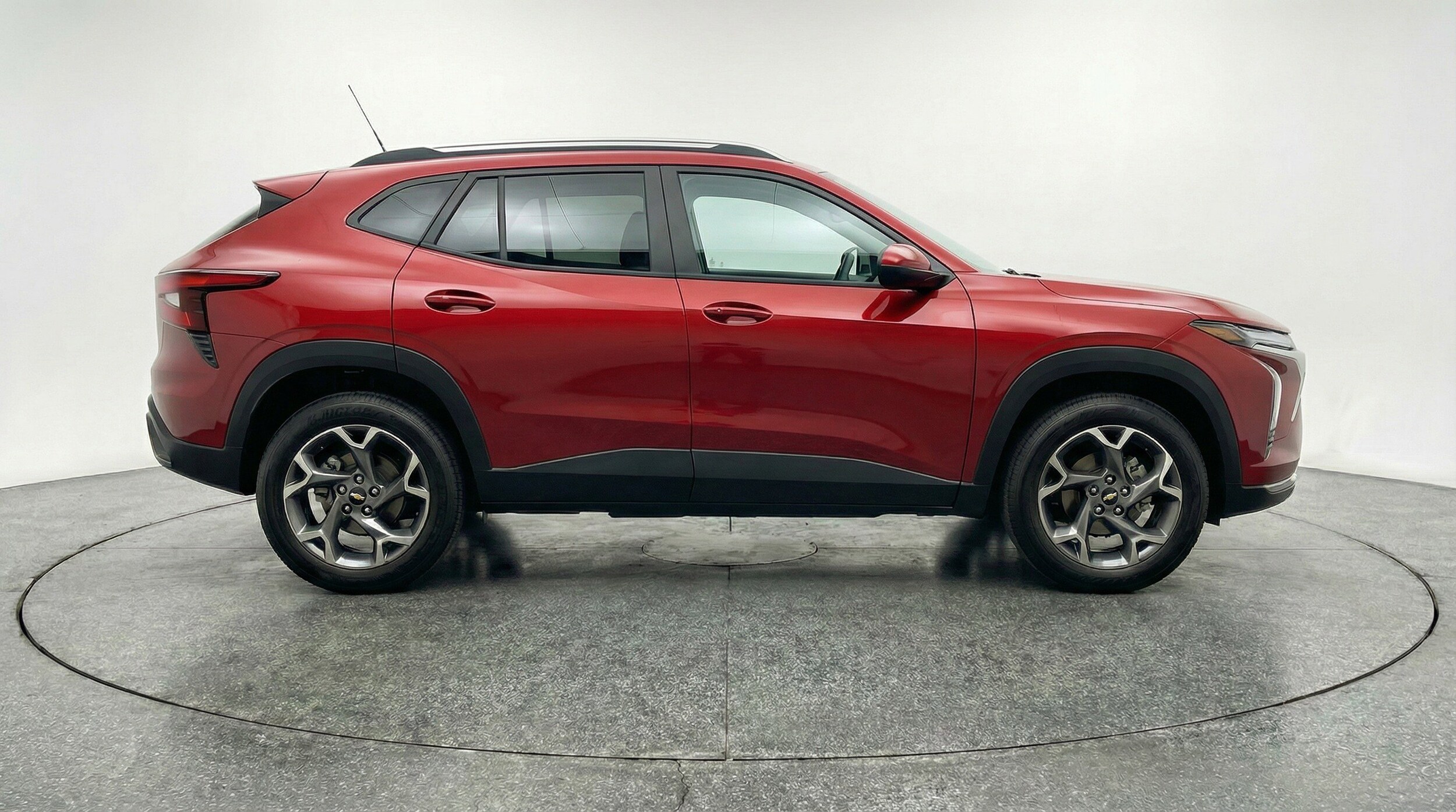 Thumbnail: 2025 Chevrolet Trax - 11