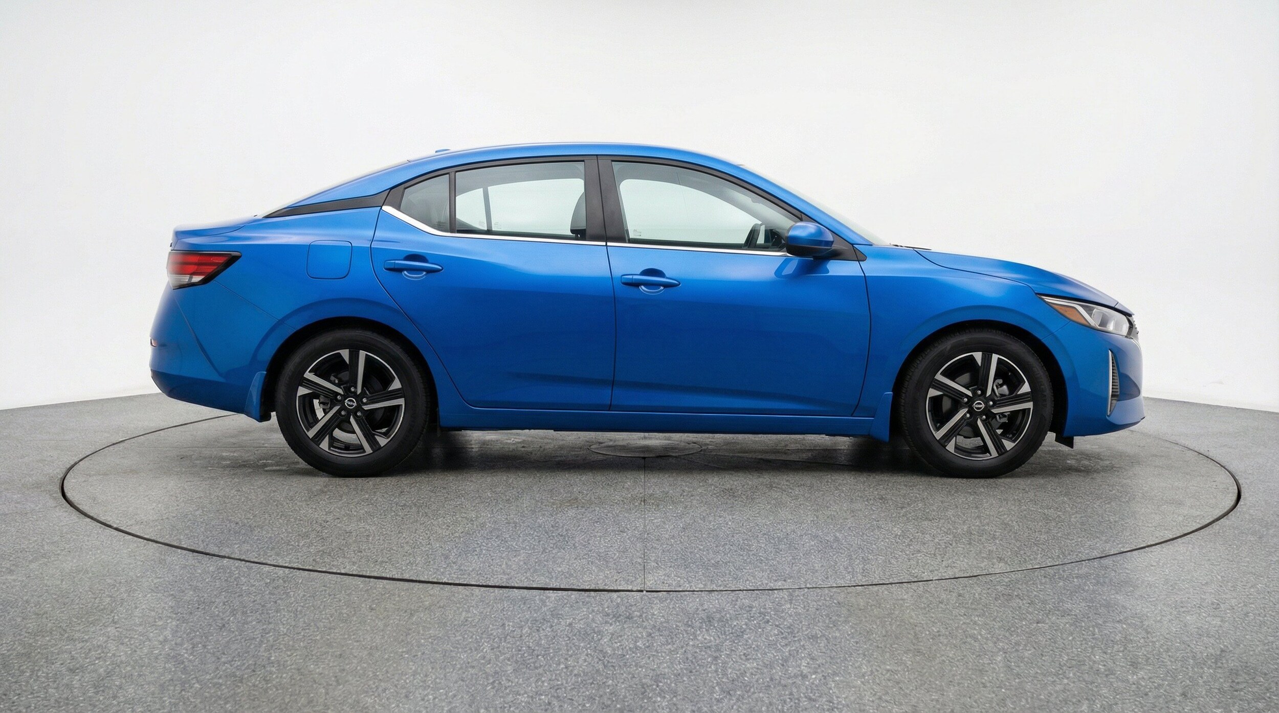 Thumbnail: 2025 Nissan Sentra - 11