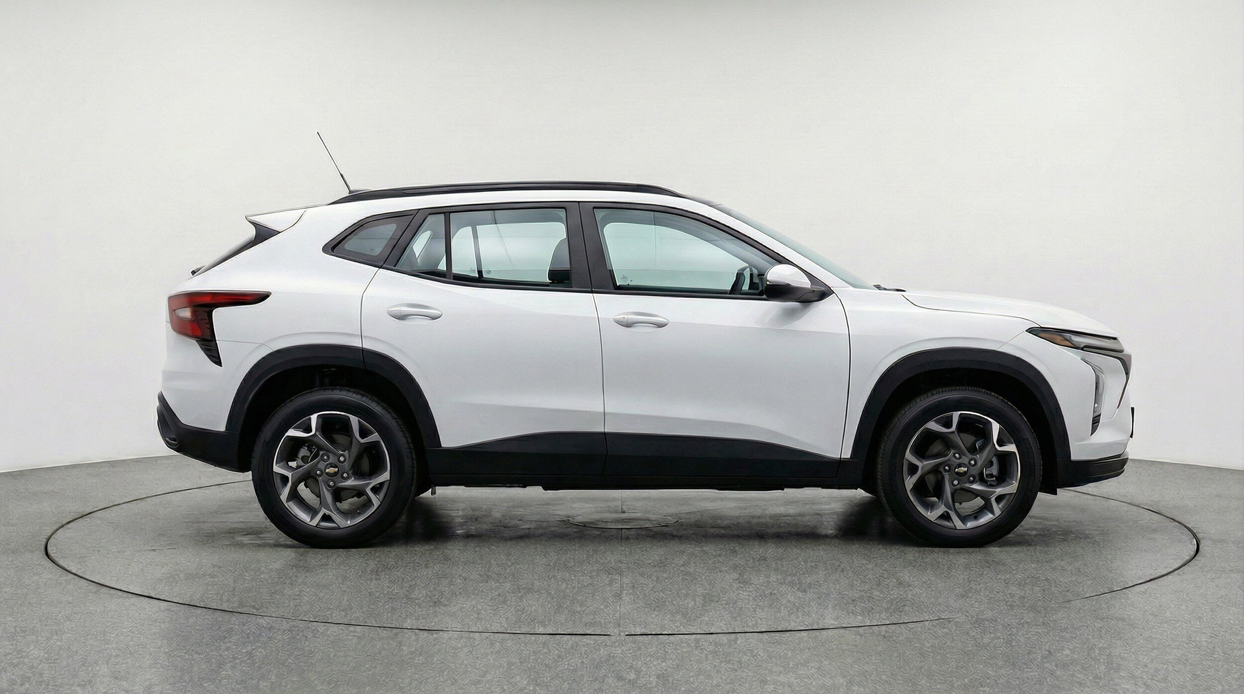 Thumbnail: 2025 Chevrolet Trax - 11
