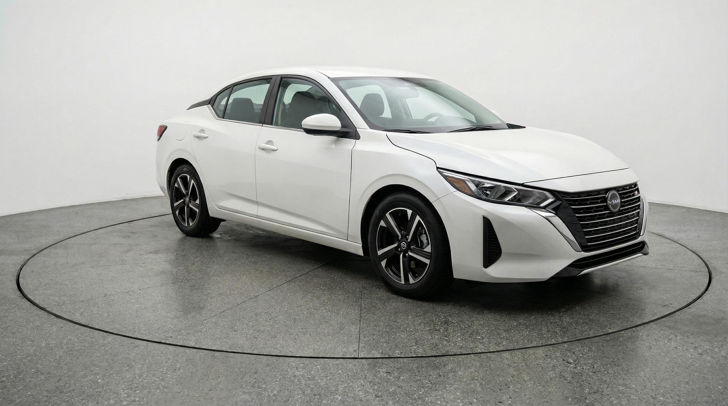 Thumbnail: 2025 Nissan Sentra - 1