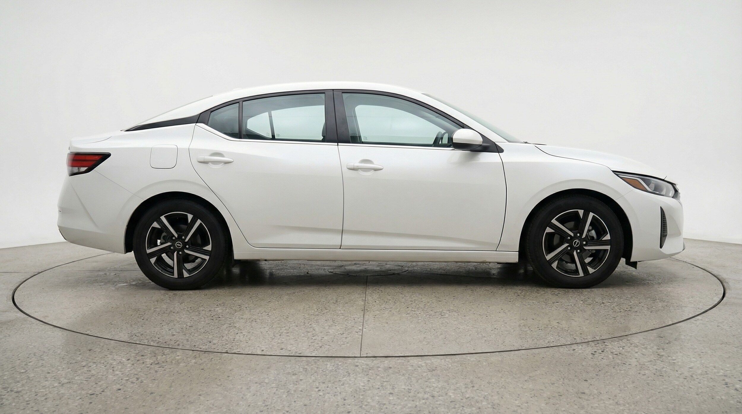 Thumbnail: 2025 Nissan Sentra - 8