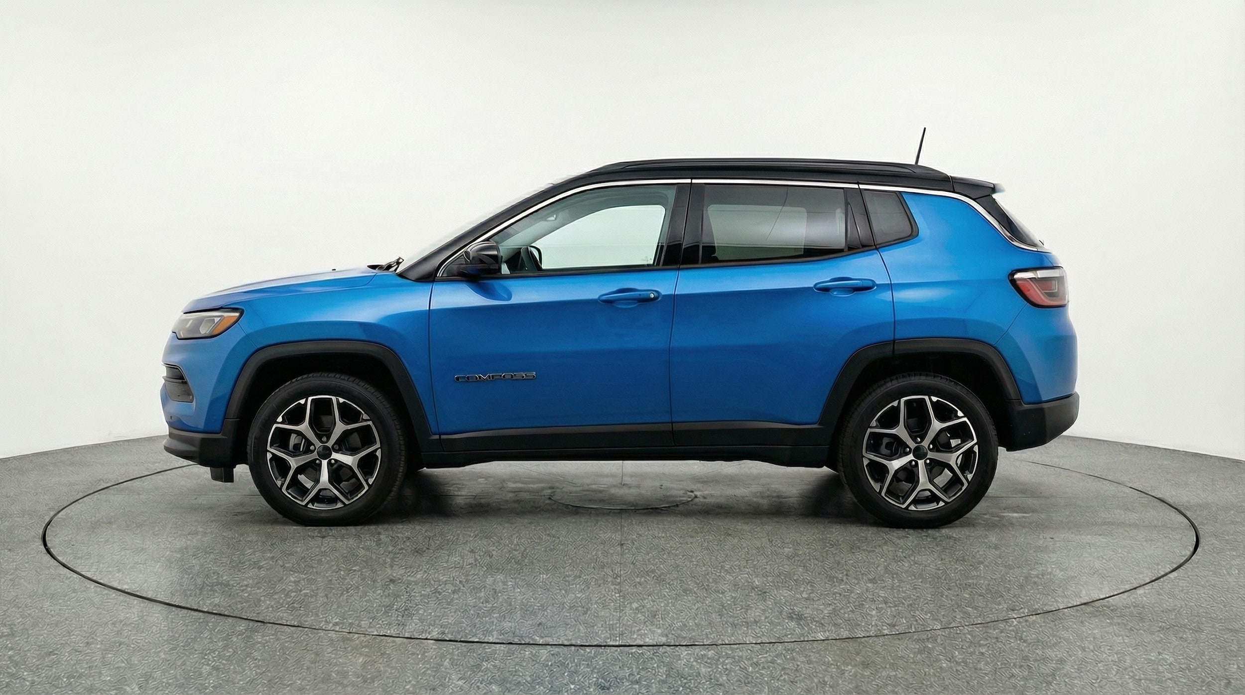 Thumbnail: 2025 Jeep Compass - 4