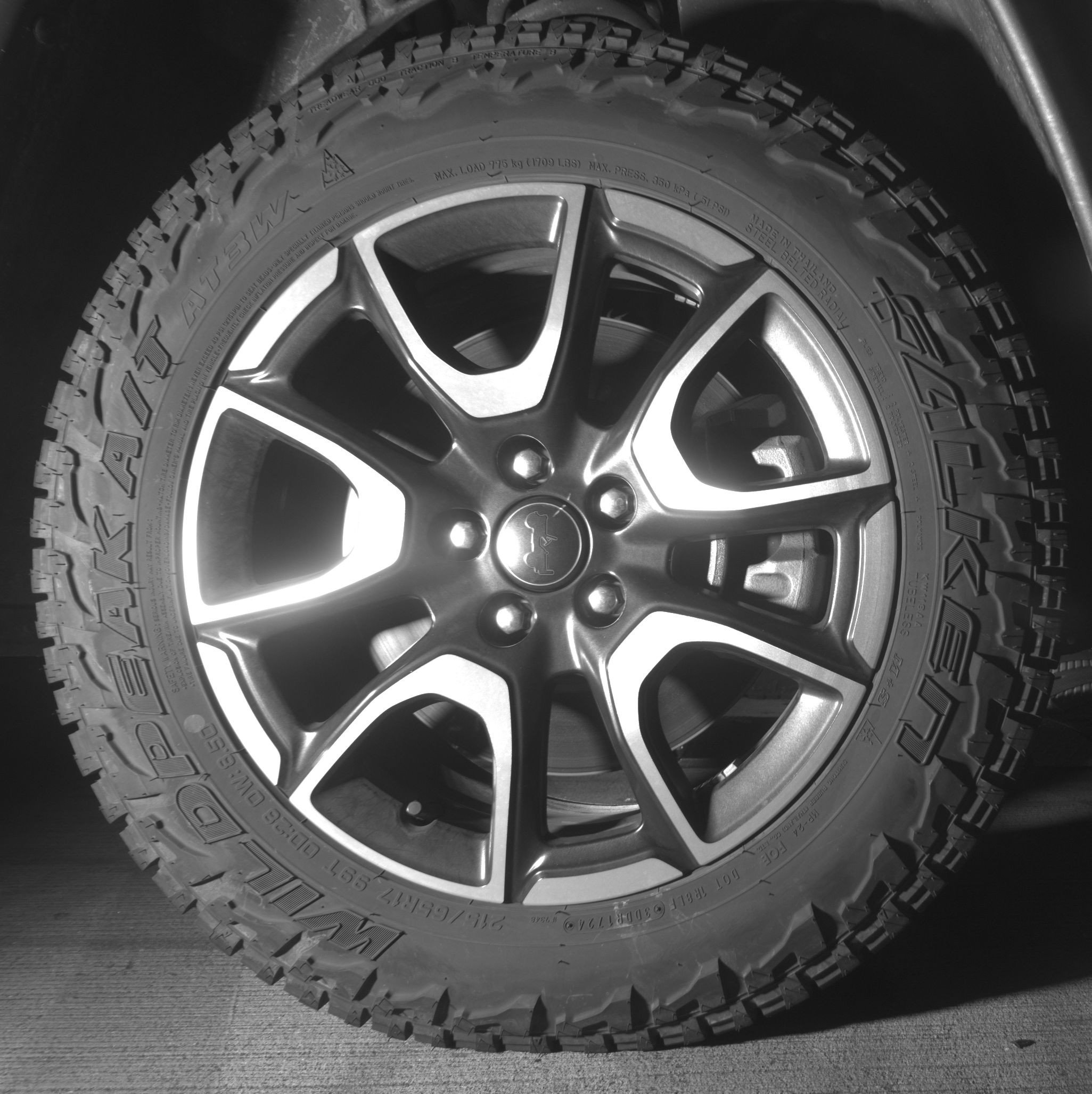 Thumbnail: 2025 Jeep Compass - 13