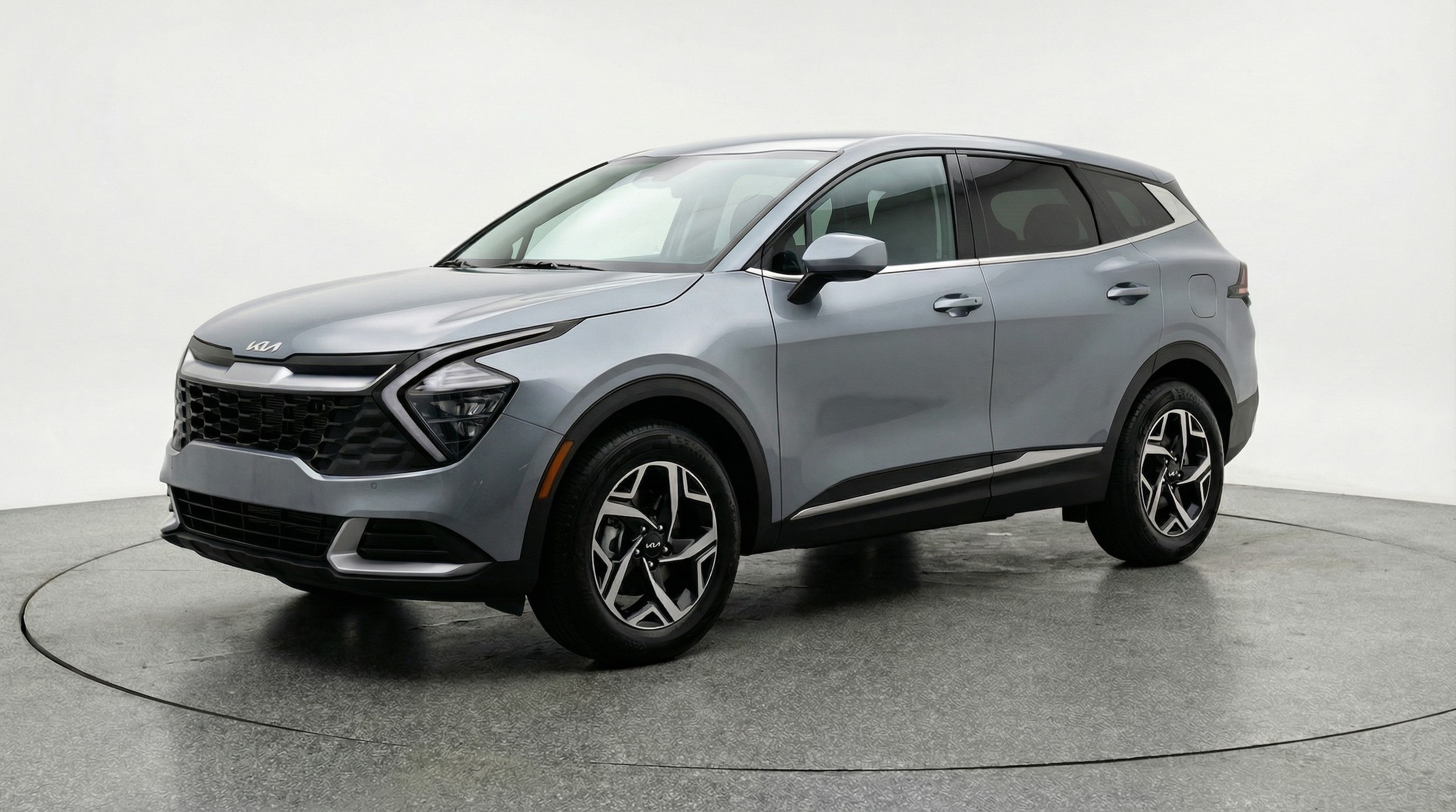 Thumbnail: 2025 Kia Sportage - 3