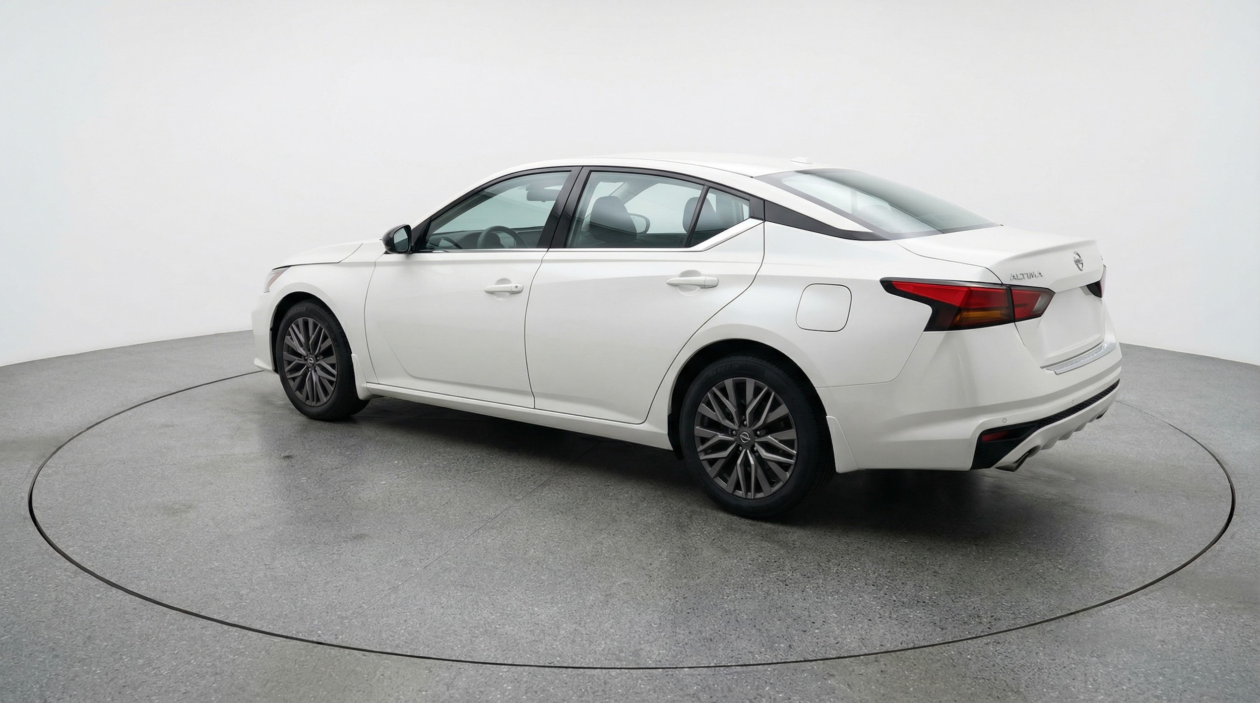 Thumbnail: 2025 Nissan Altima - 5