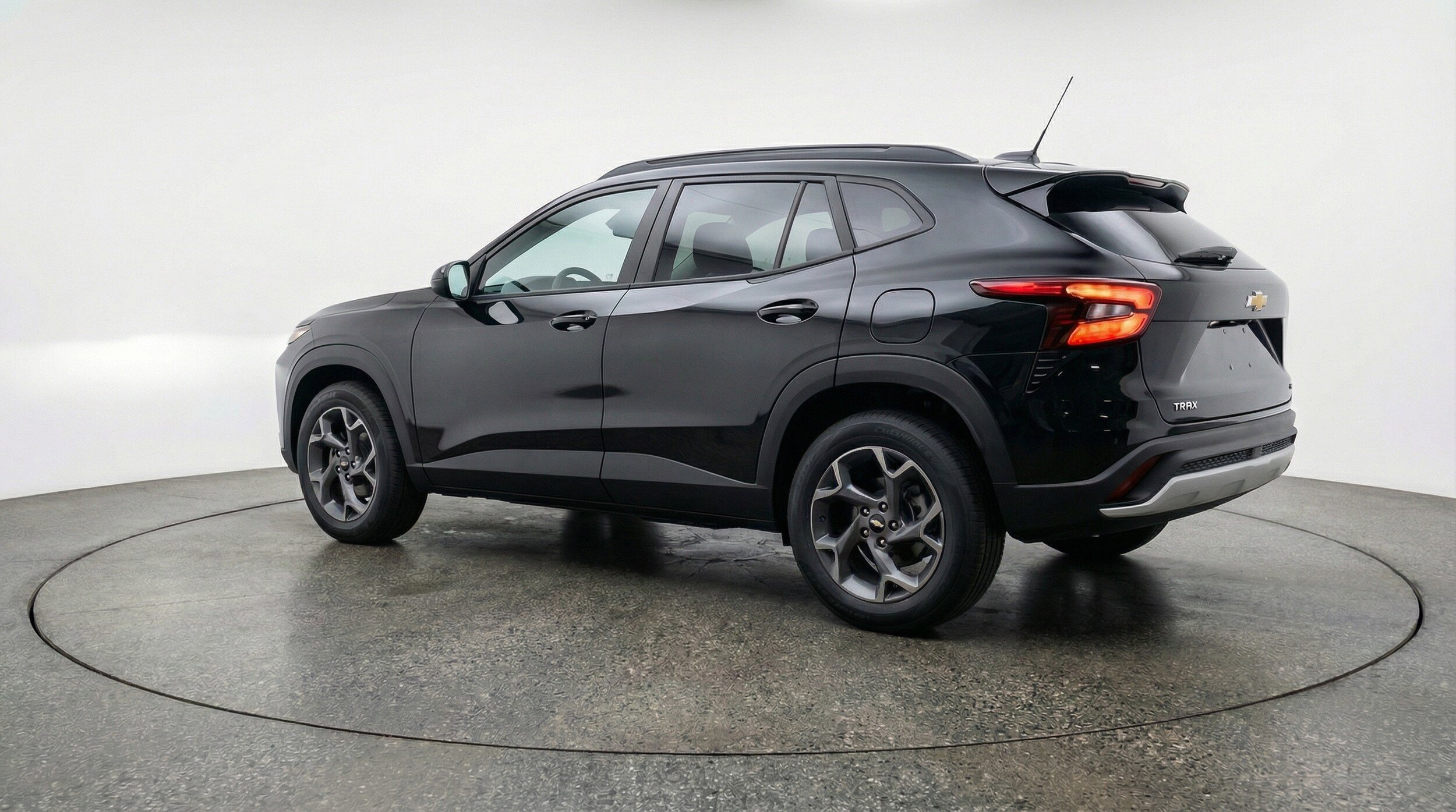 Thumbnail: 2025 Chevrolet Trax - 6