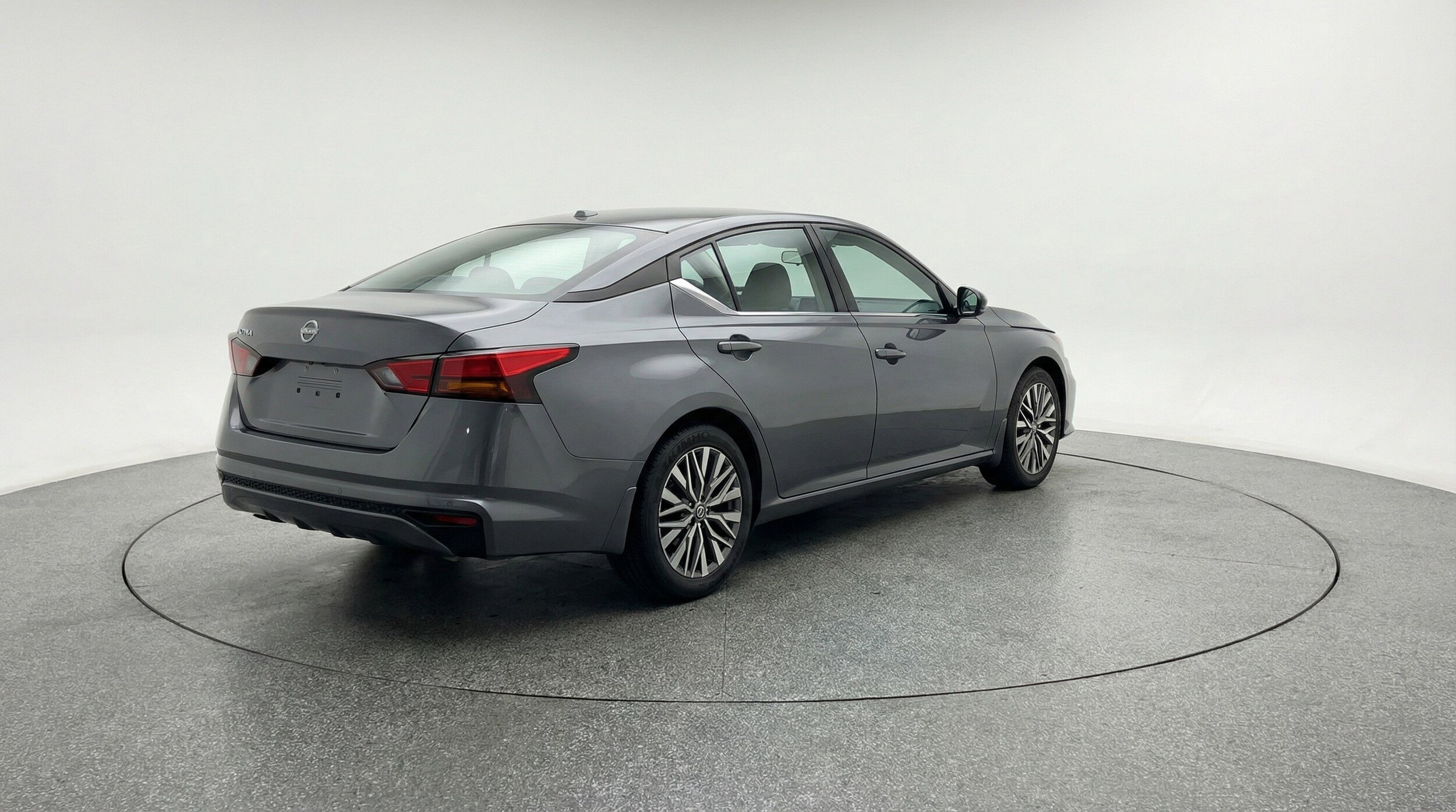 Thumbnail: 2025 Nissan Altima - 9